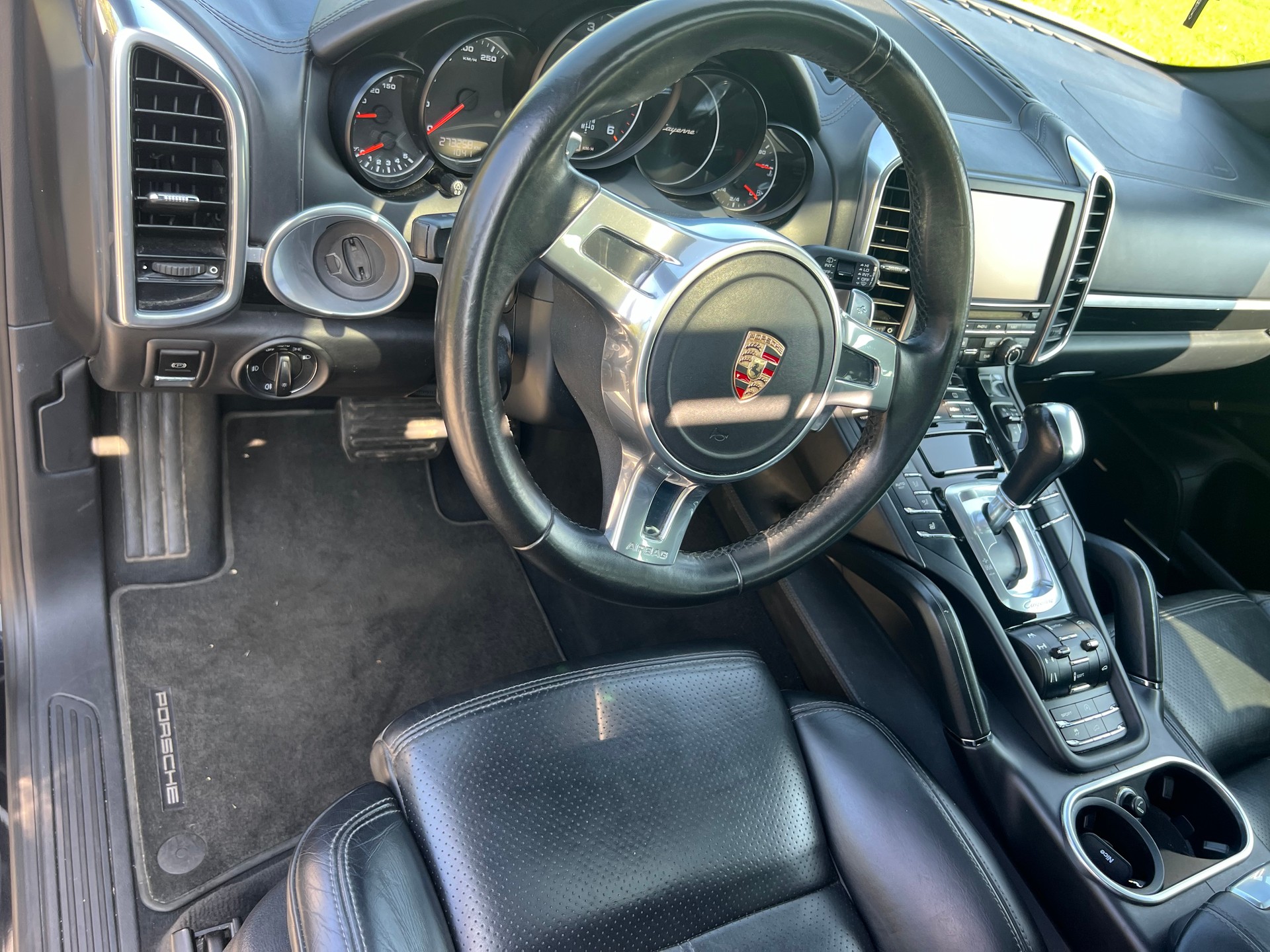 PORSCHE Cayenne Diesel-image-8
