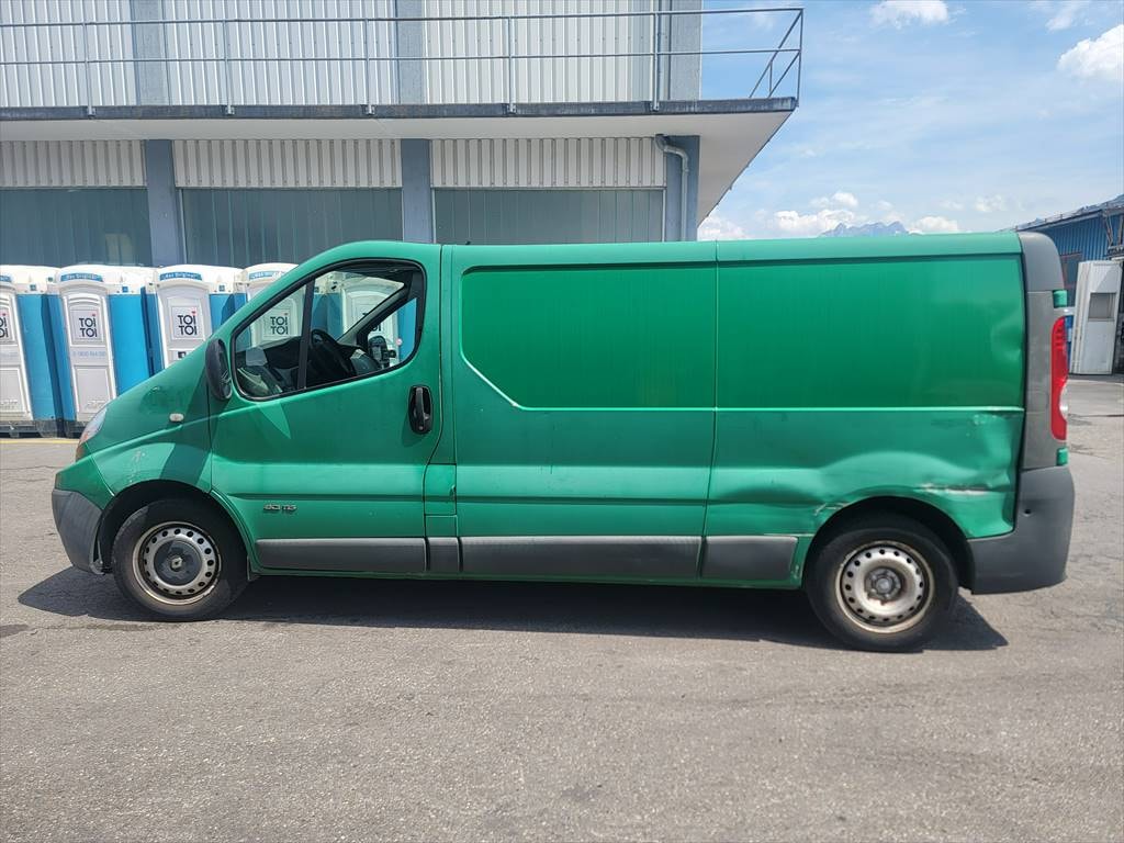 RENAULT Trafic 2.0 dCi 115 2.9t L1H1-image-1