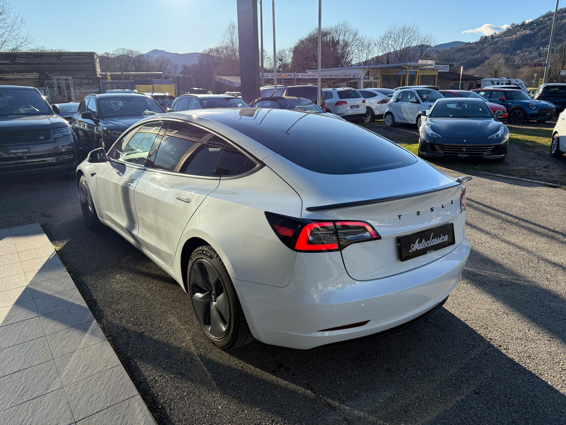 TESLA Model 3-image-6