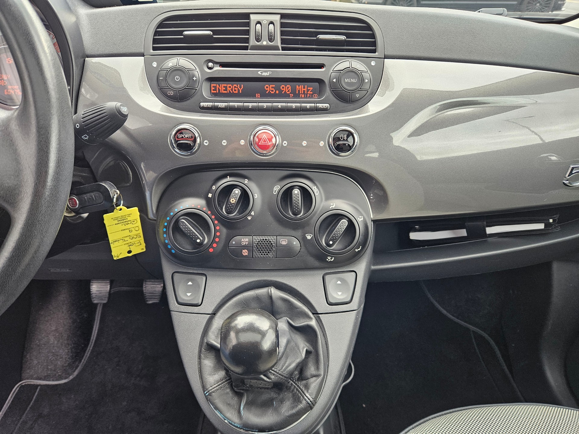 FIAT 500 0.9 Twinair Turbo Lounge-image-14