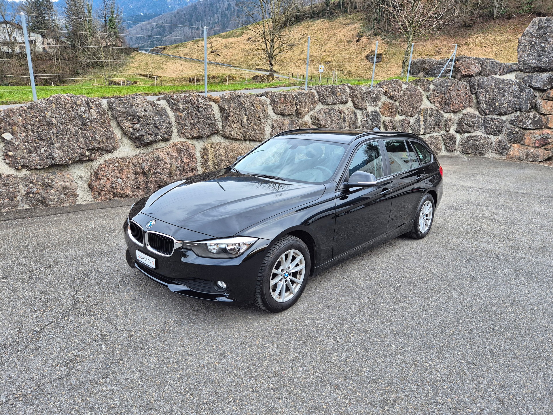 BMW 316i Touring Business-image-0