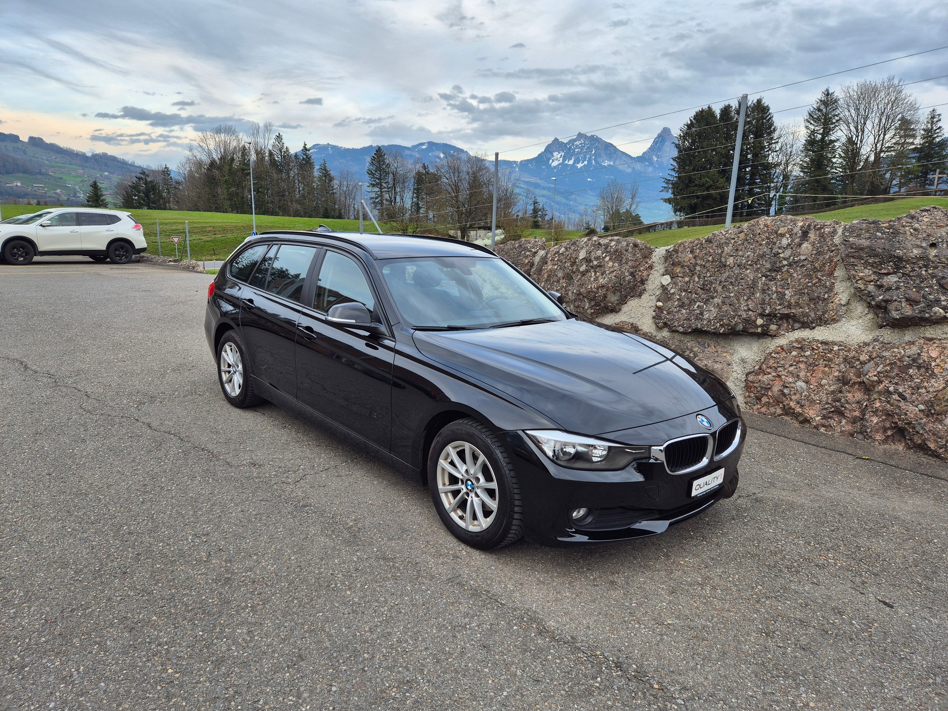 BMW 316i Touring Business-image-3
