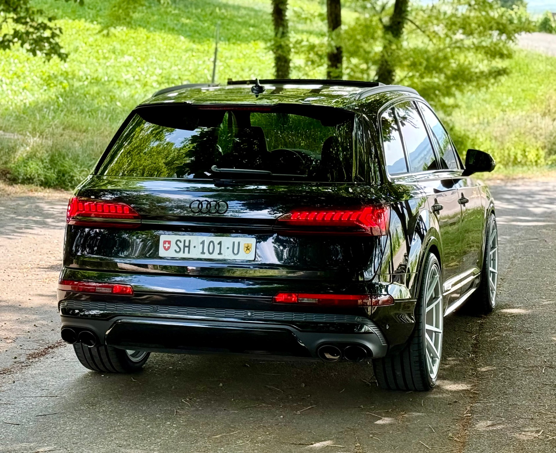 AUDI SQ7 4.0 TDI quattro tiptronic-image-14