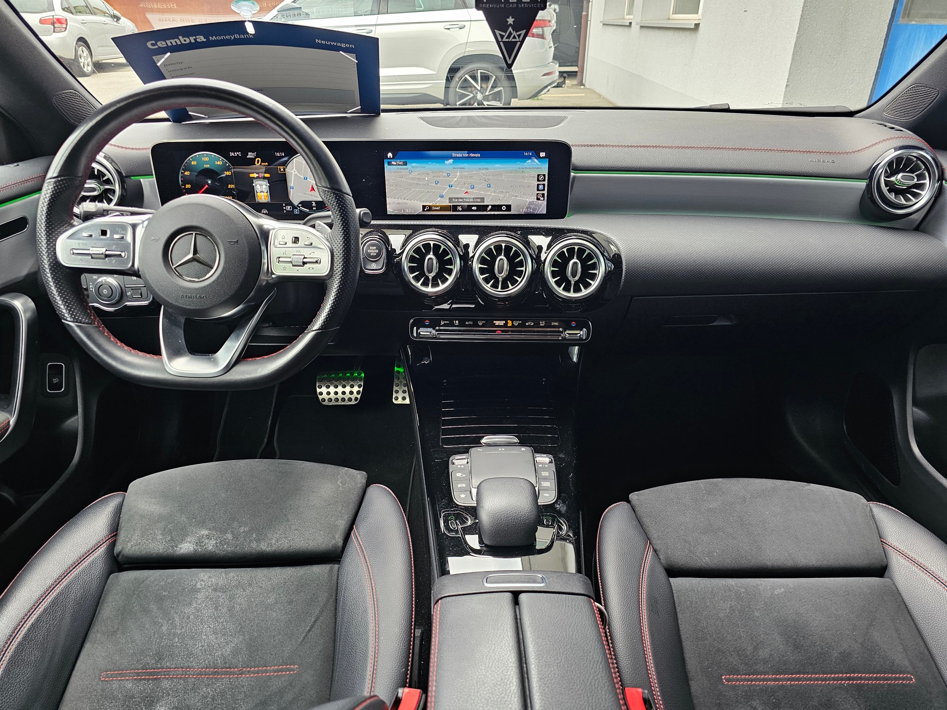 MERCEDES-BENZ CLA Shooting Brake 200 AMG Line 7G-DCT-image-8