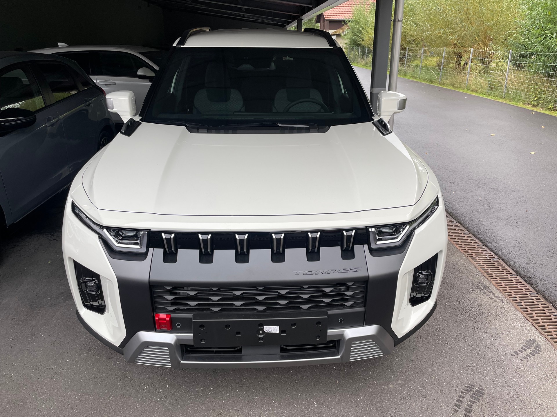 KGM-SsangYong Torres 1.5 TGDI Hybrid Platinum AT-image-1
