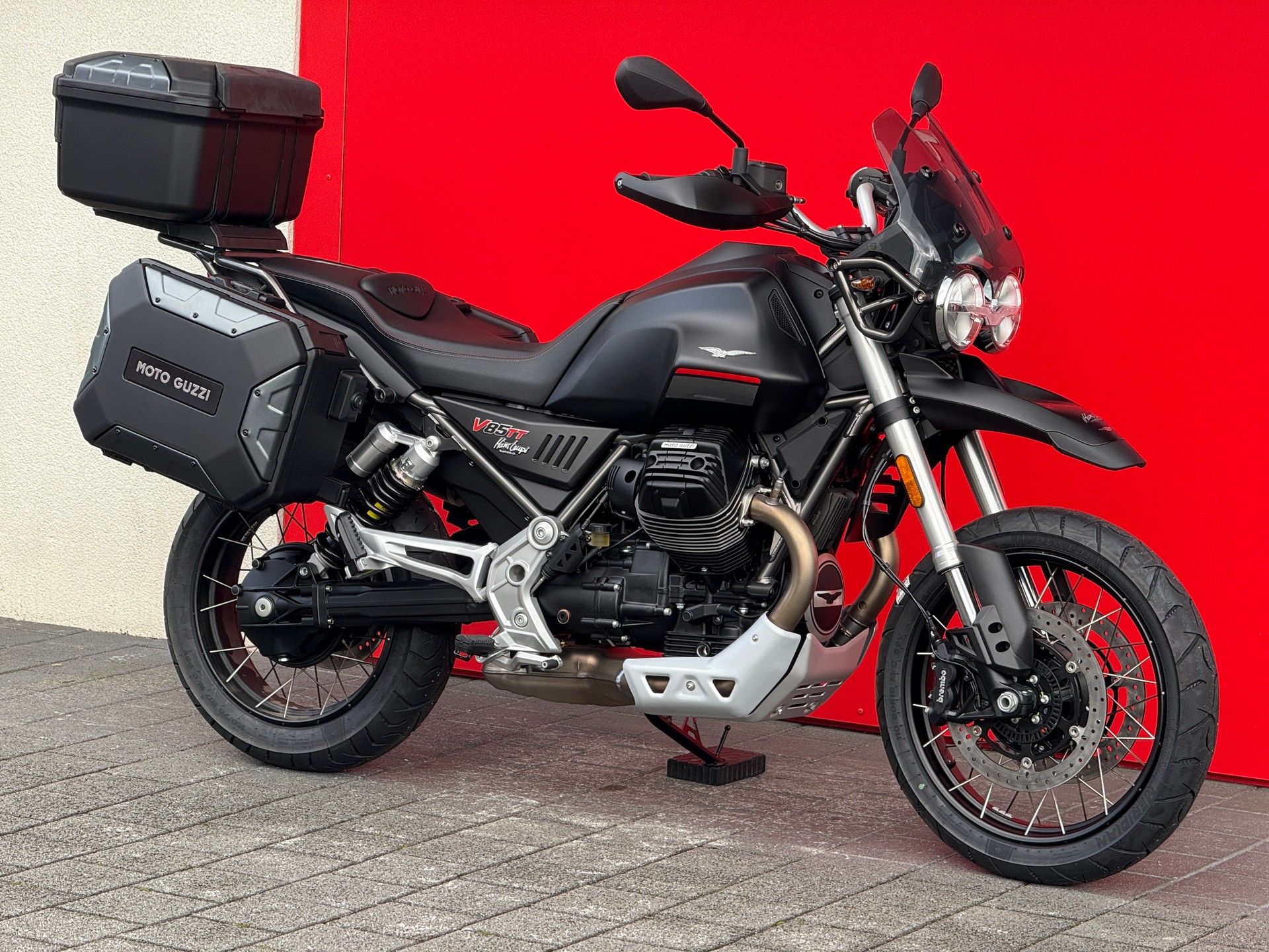 MOTO GUZZI V85 TT Touring (35kW)-showroom-element-3
