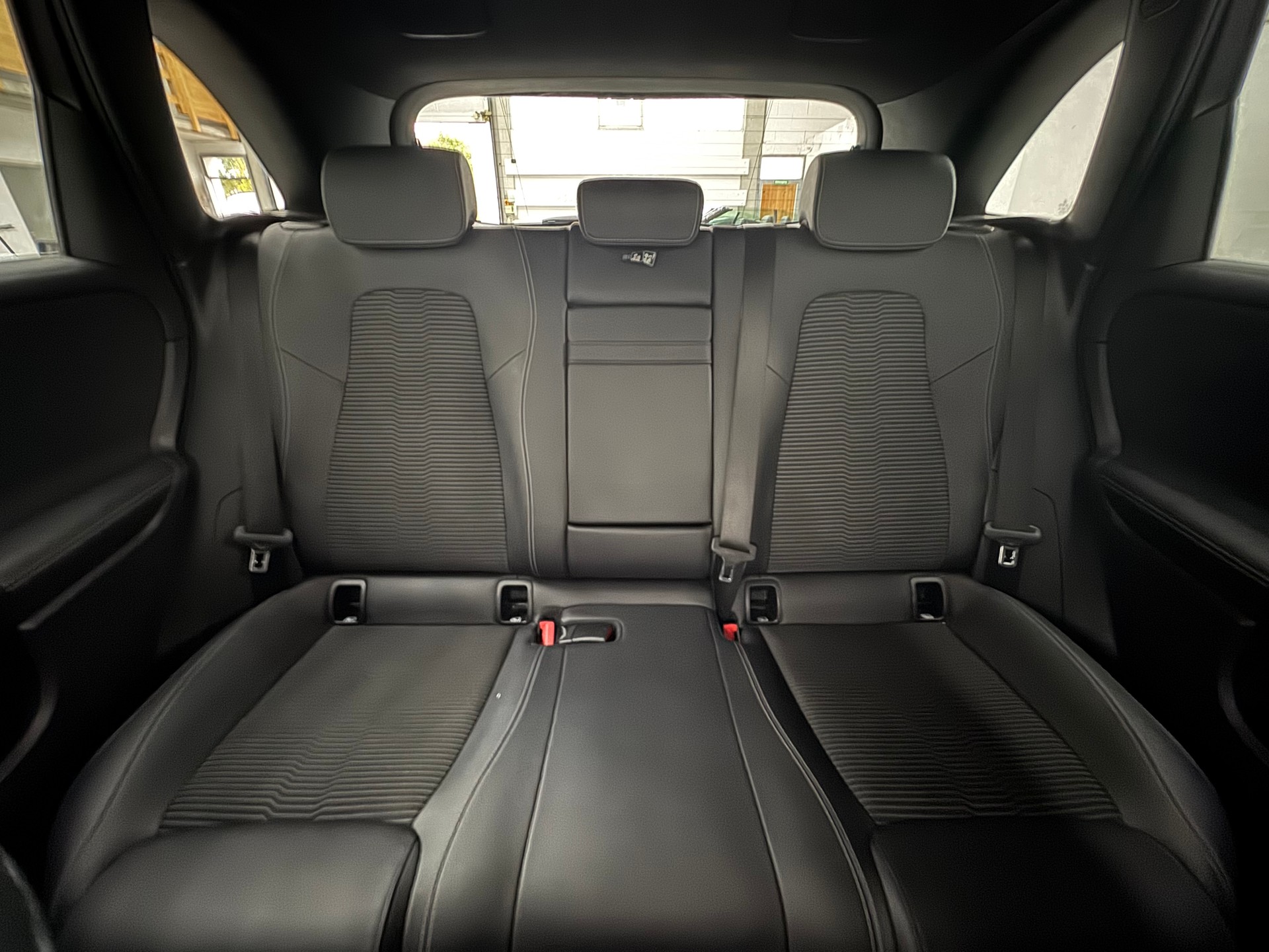 MERCEDES-BENZ B 200 d Night Star 8G-DCT-image-28