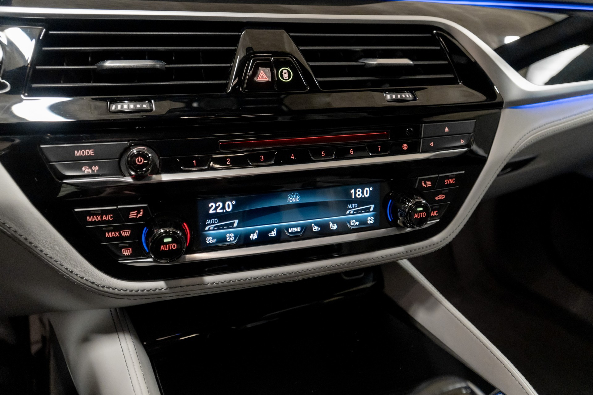 BMW M5 xDrive Competition Drivelogic-image-12