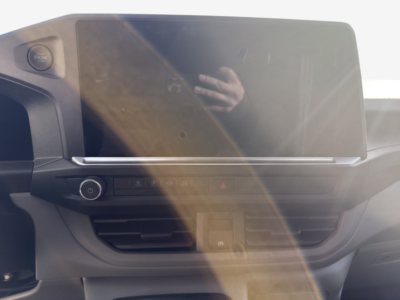 VW Transporter 2.0 TDI-image-10