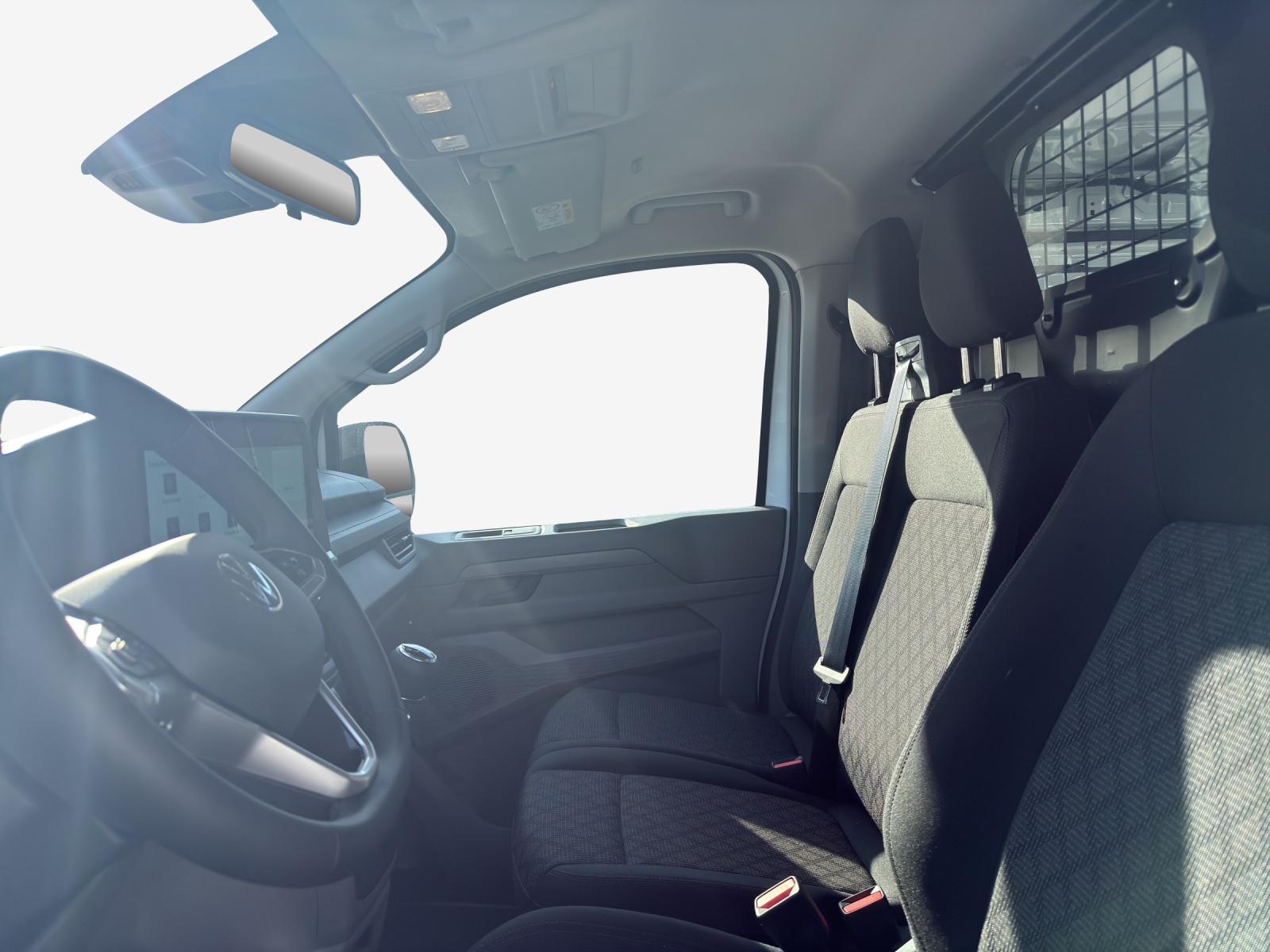 VW Transporter 2.0 TDI-image-7