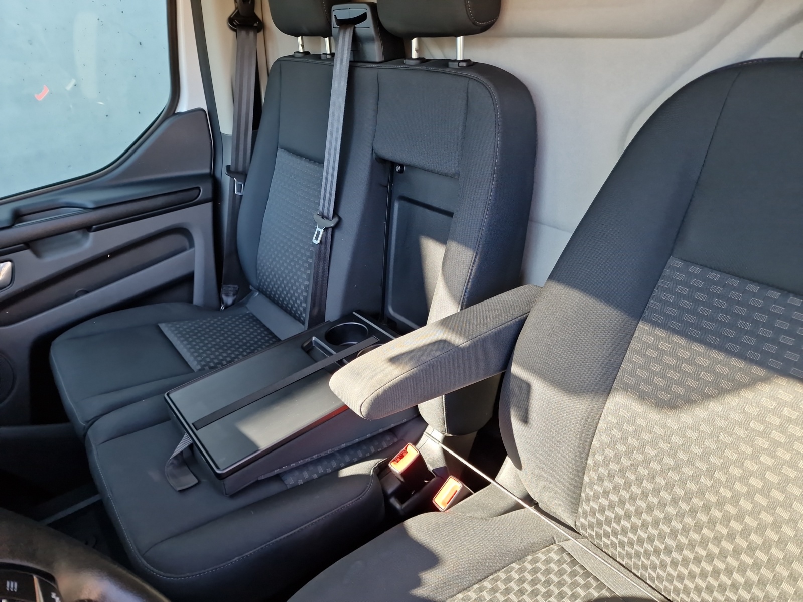 FORD Transit C Van 300 L2H2 2.0 TDCi 105 Trend-image-4