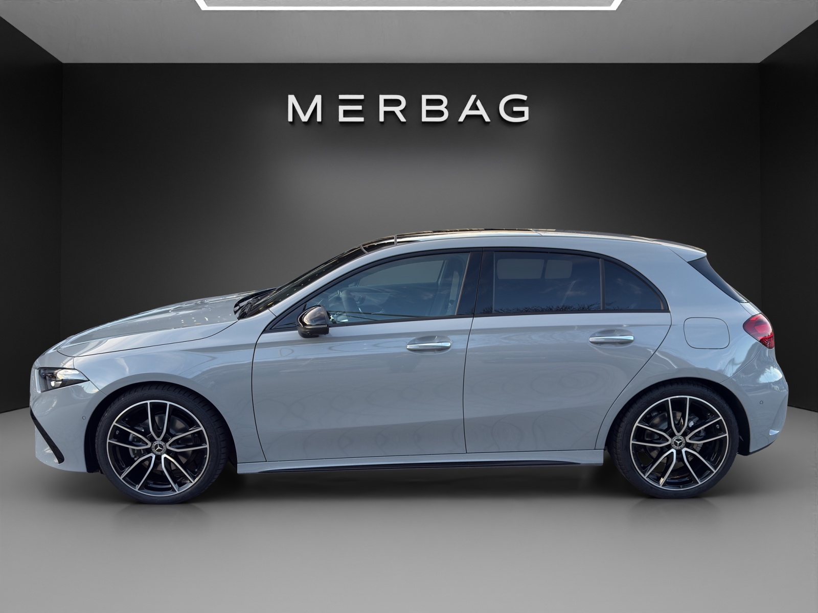 MERCEDES-BENZ A 200 7G-DCT Night Star-image-1