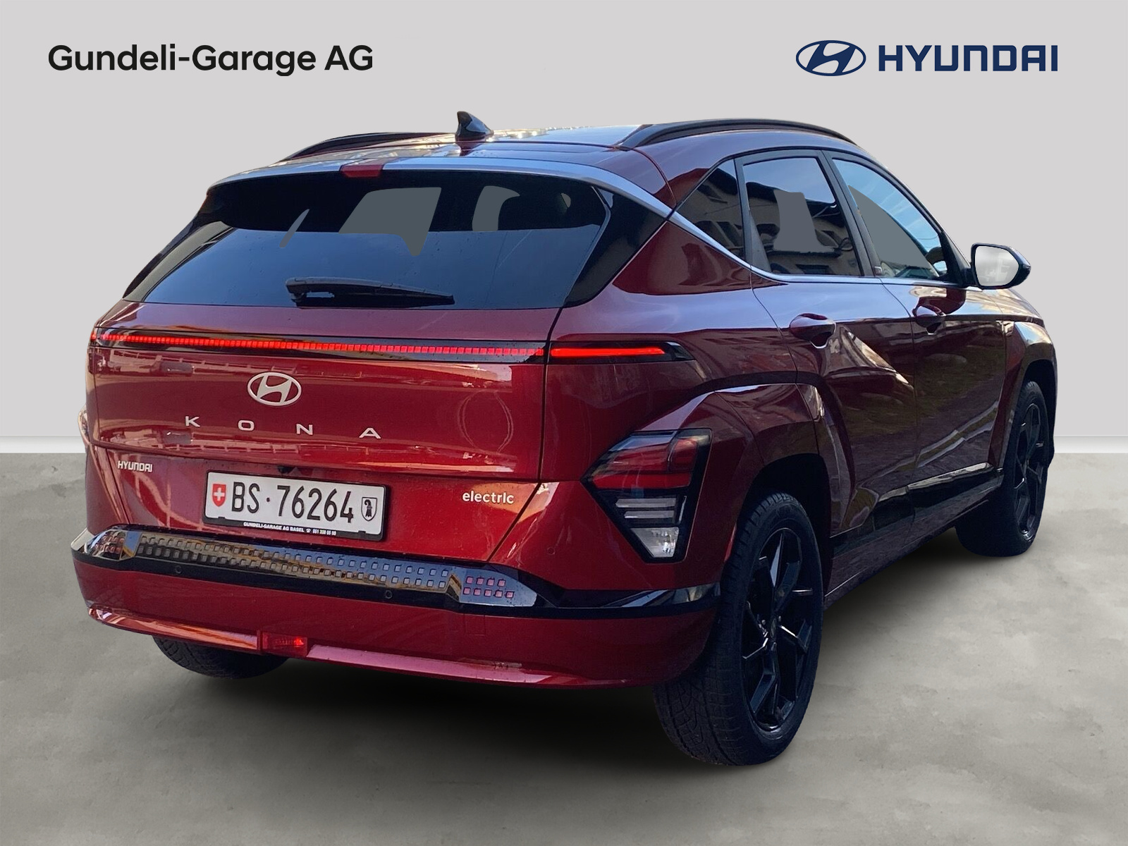 HYUNDAI Kona EV 65.4 kWh Amplia-image-8