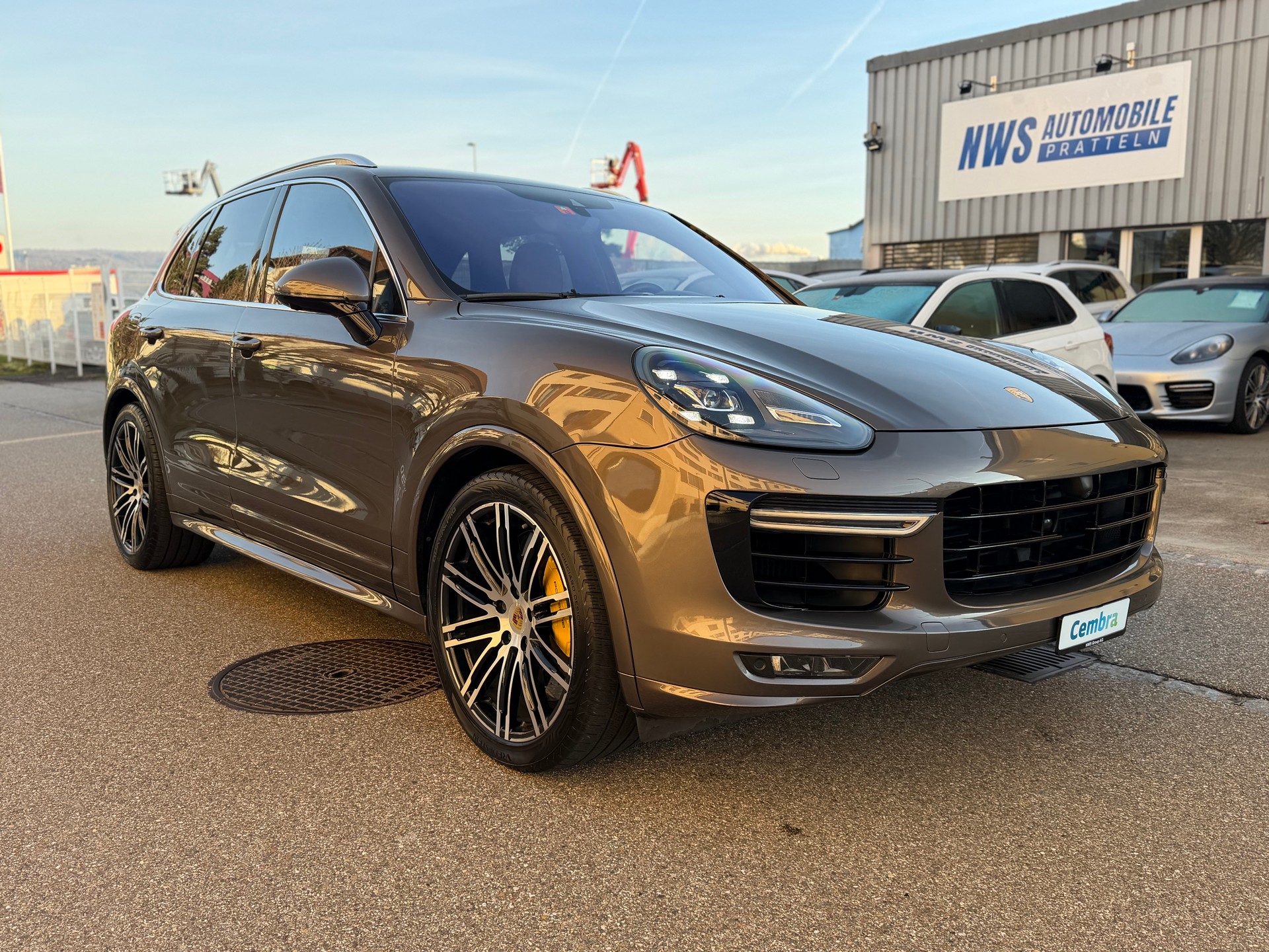 PORSCHE Cayenne Turbo S