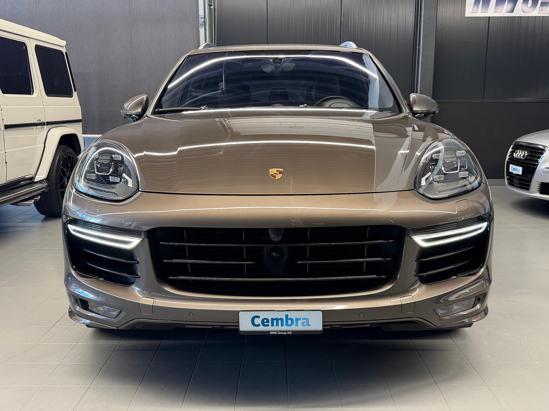 PORSCHE Cayenne Turbo S-image-2