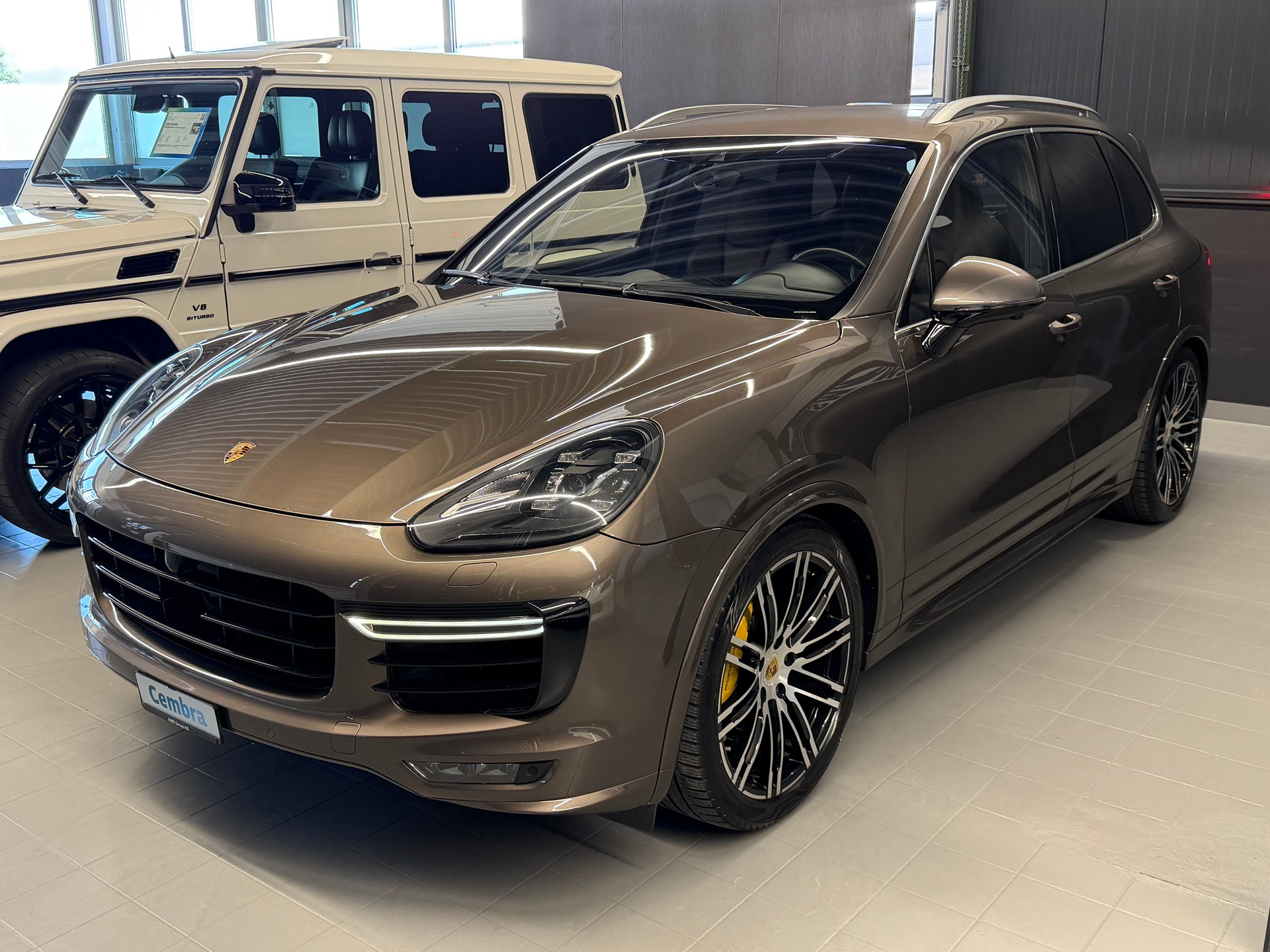 PORSCHE Cayenne Turbo S-image-3