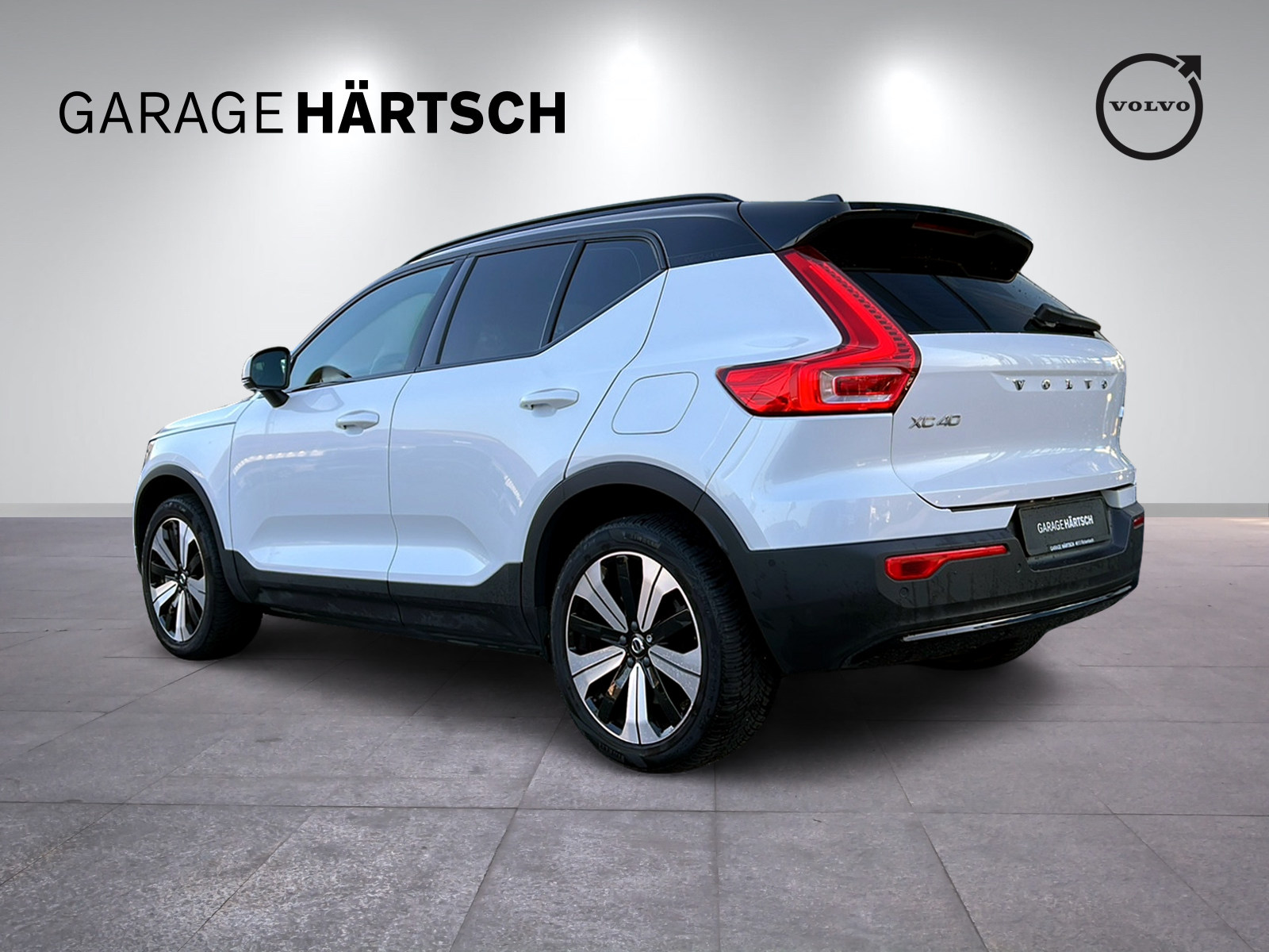 VOLVO XC40 P8 Twin Ultimate AWD-image-3