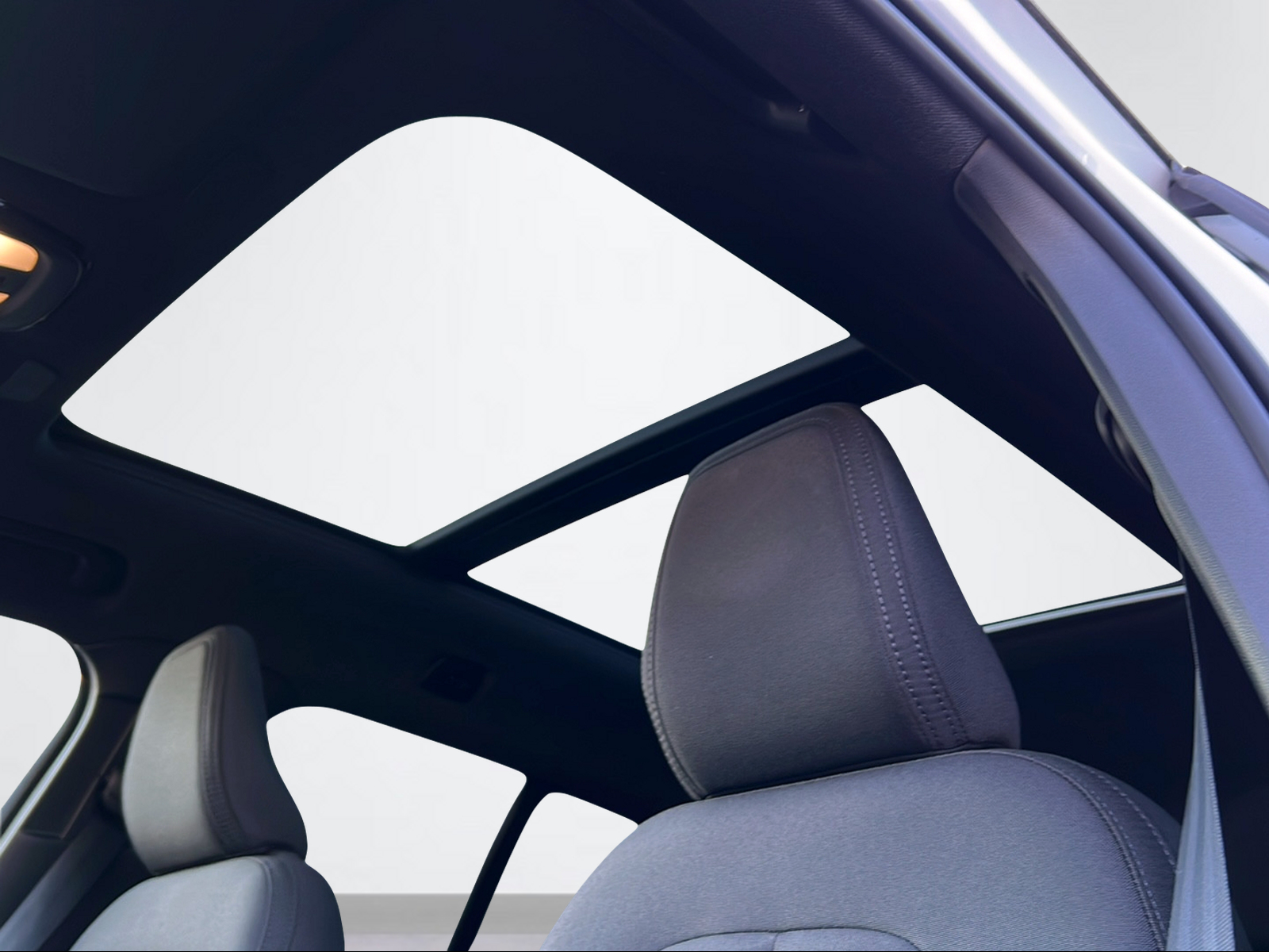 VOLVO XC40 P8 Twin Ultimate AWD-image-15