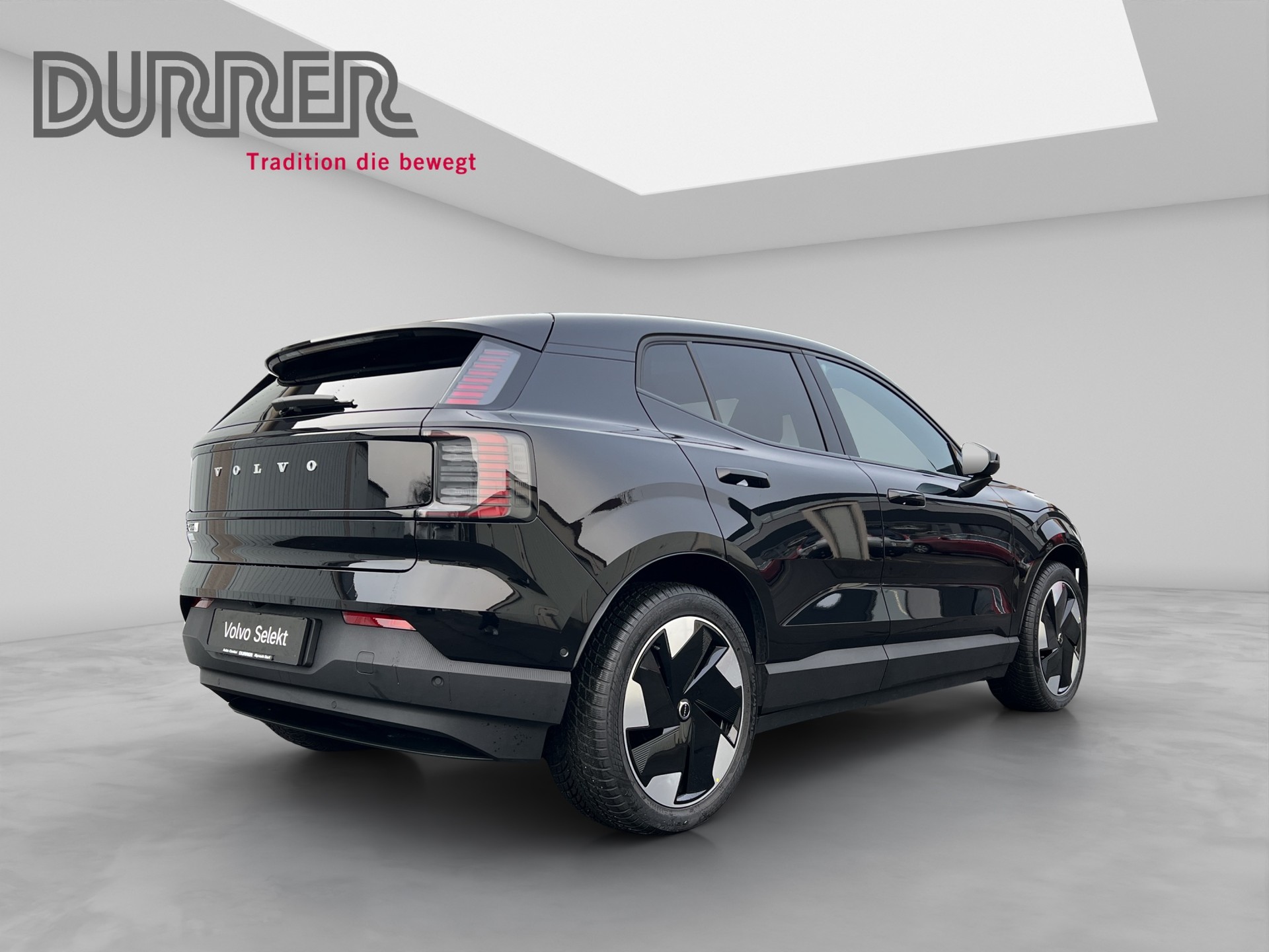 VOLVO EX30 E60 Twin Ultra Performance AWD-image-3