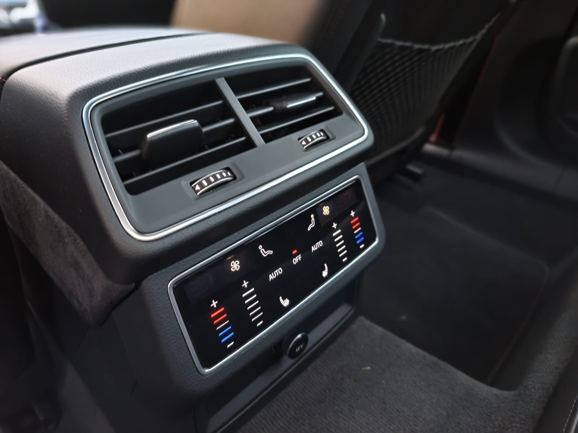 AUDI RS6 MTM Performance Avant 4.0 TFSI V8 quattro-image-23