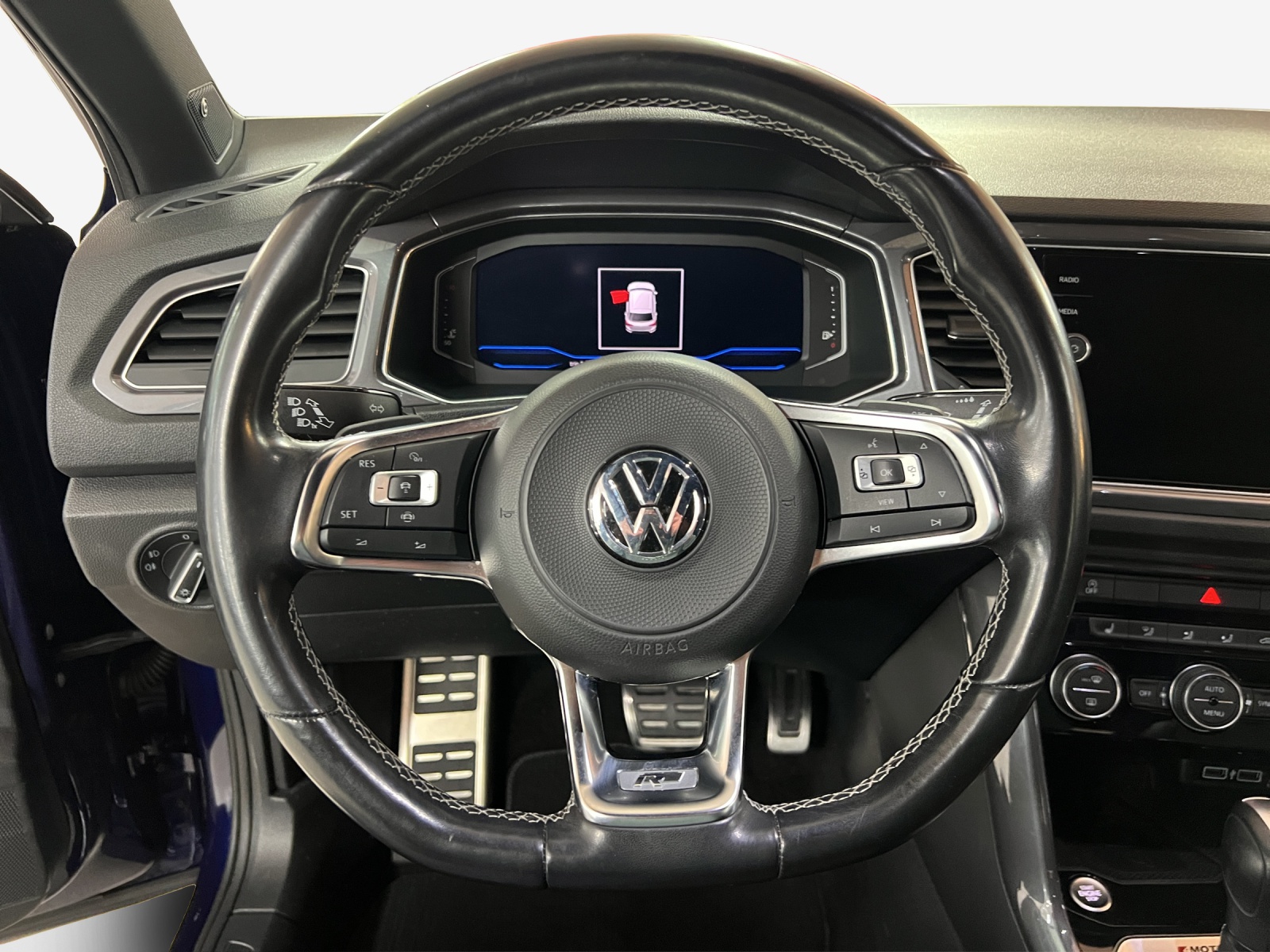 VW T-Roc 2.0 TSI Sport DSG 4Motion-image-9