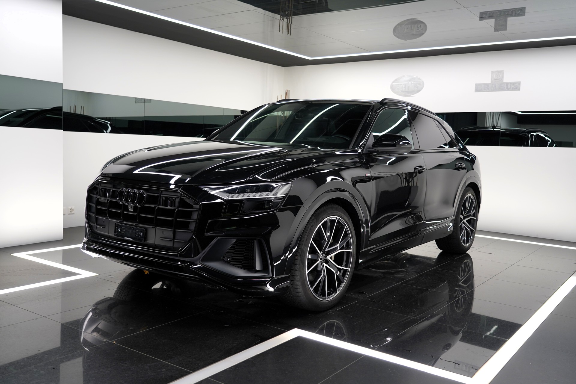 AUDI Q8 55 TFSI quattro-image-0