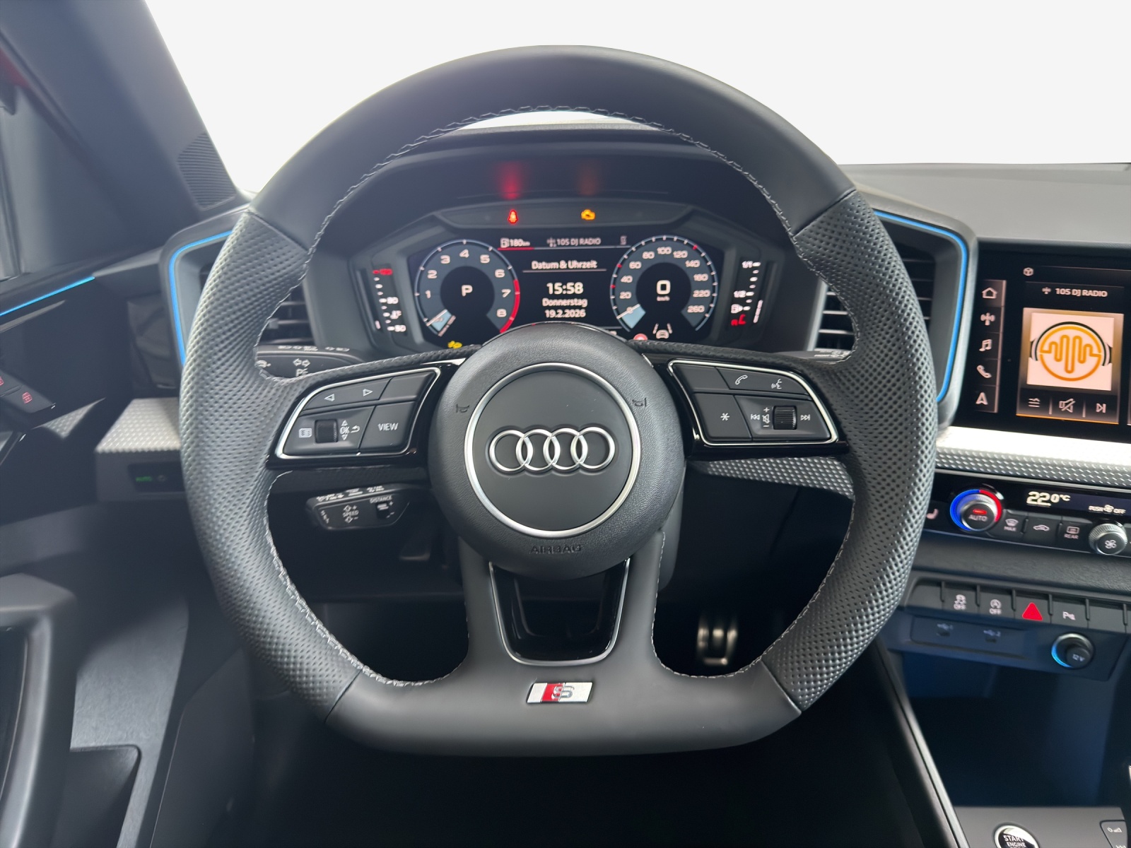 AUDI A1 Sportback 30 TFSI S Line Attraction S-tronic-image-9