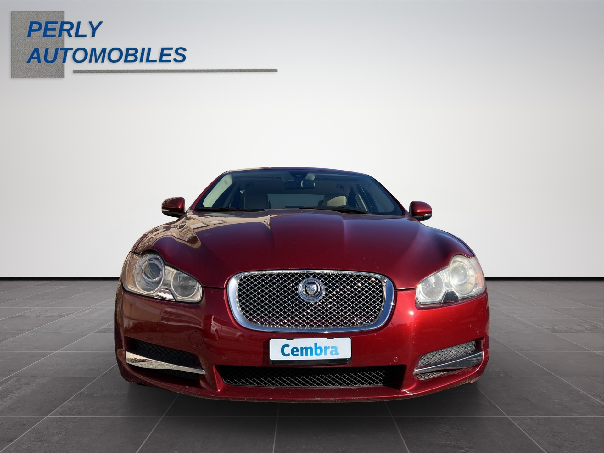 JAGUAR XF 3.0 Greenwich Luxury-image-0