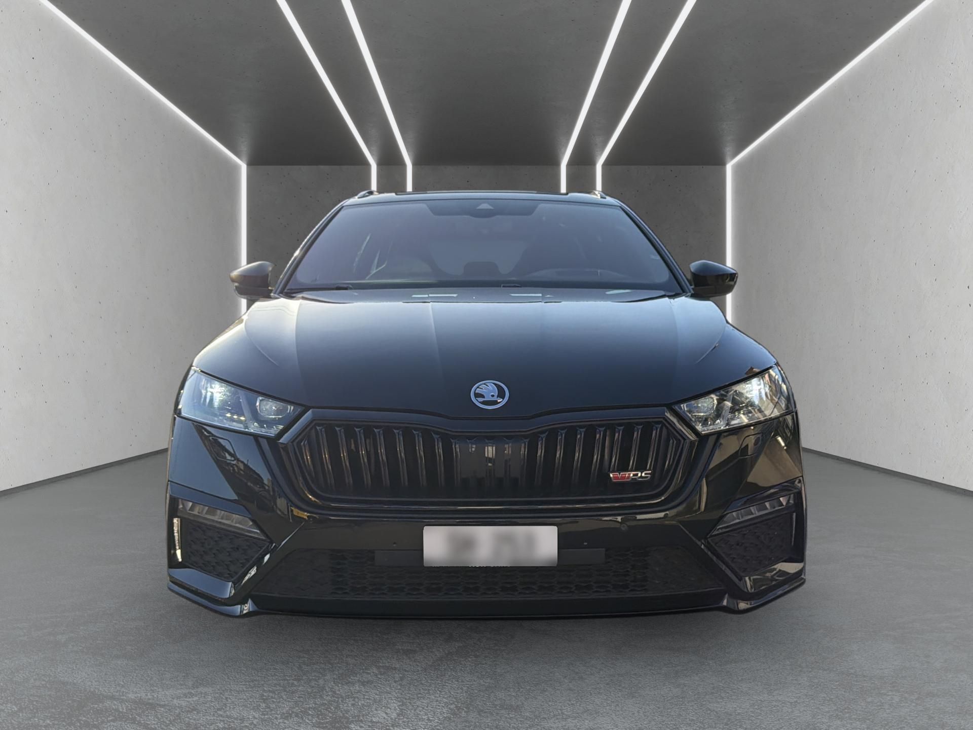 SKODA Octavia Combi 2.0 TDI DSG RS 4x4-image-8