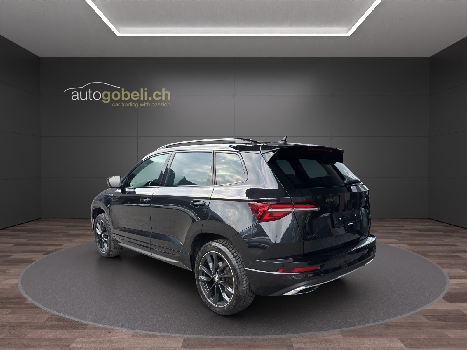 SKODA Karoq 2.0 TDI CR Sport Line 4x4 DSG-showroom-element-1