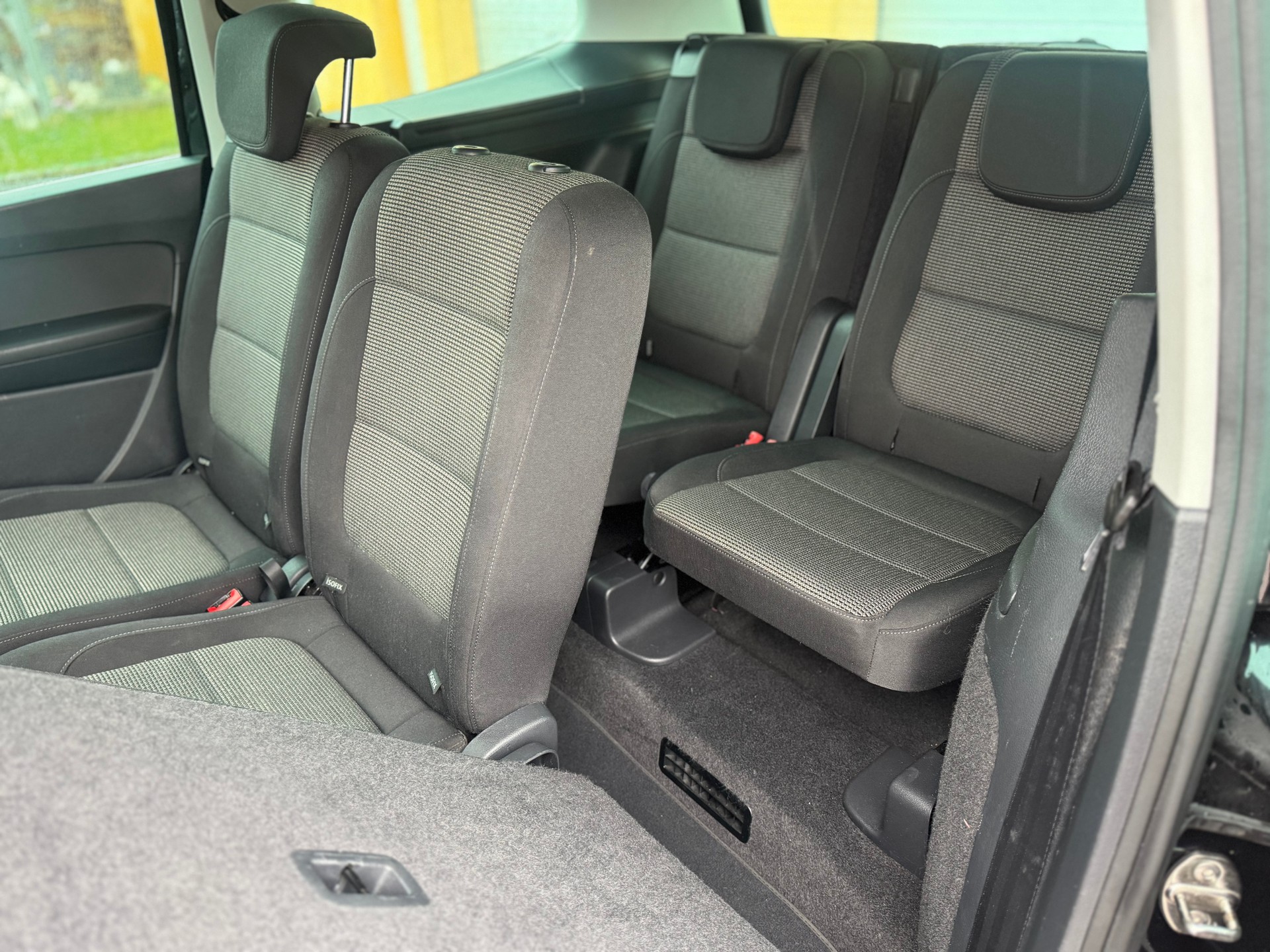 VW Sharan 2.0 TDI BlueMotion Technology 65th Edition-image-8