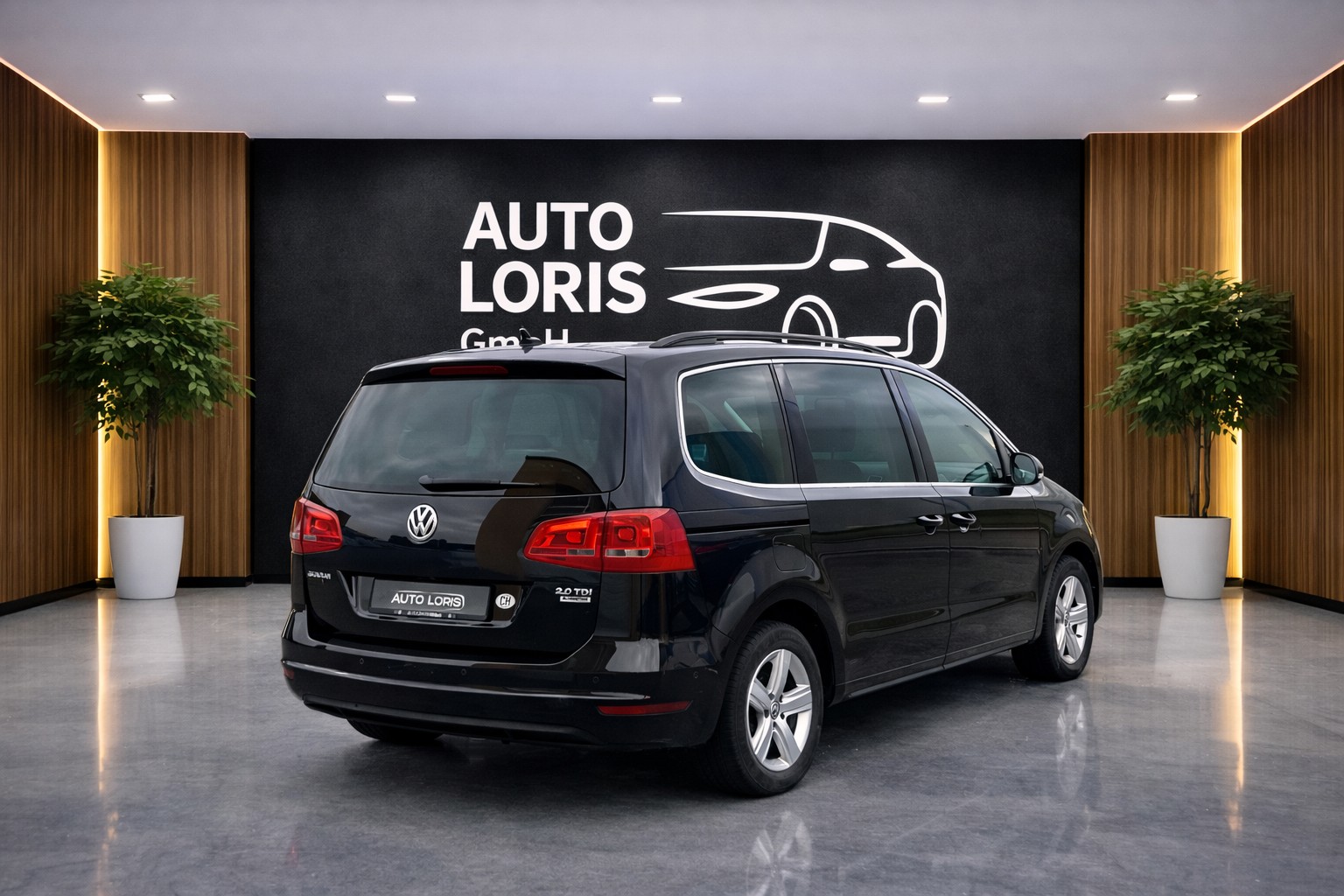 VW Sharan 2.0 TDI BlueMotion Technology 65th Edition-image-2
