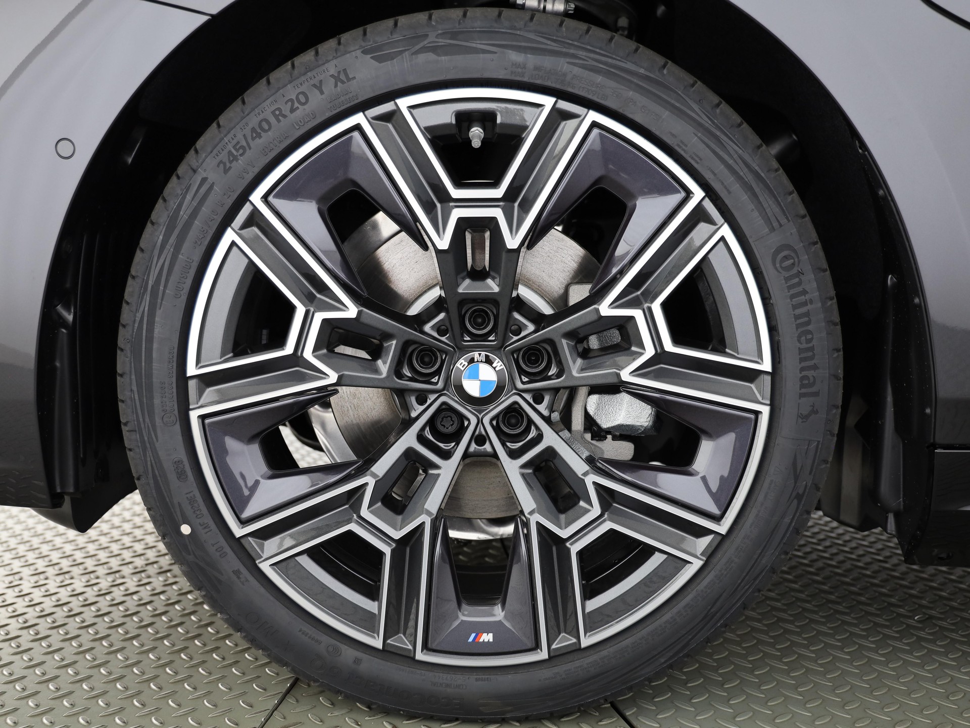 BMW 530e xDrive Touring-image-20