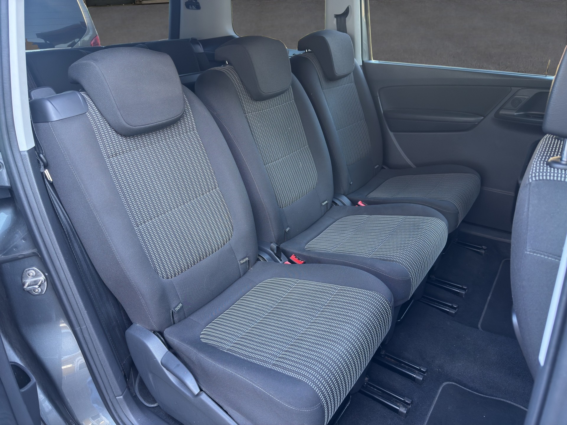 SEAT Alhambra 2.0 TDI 150 EcoM Style-image-12