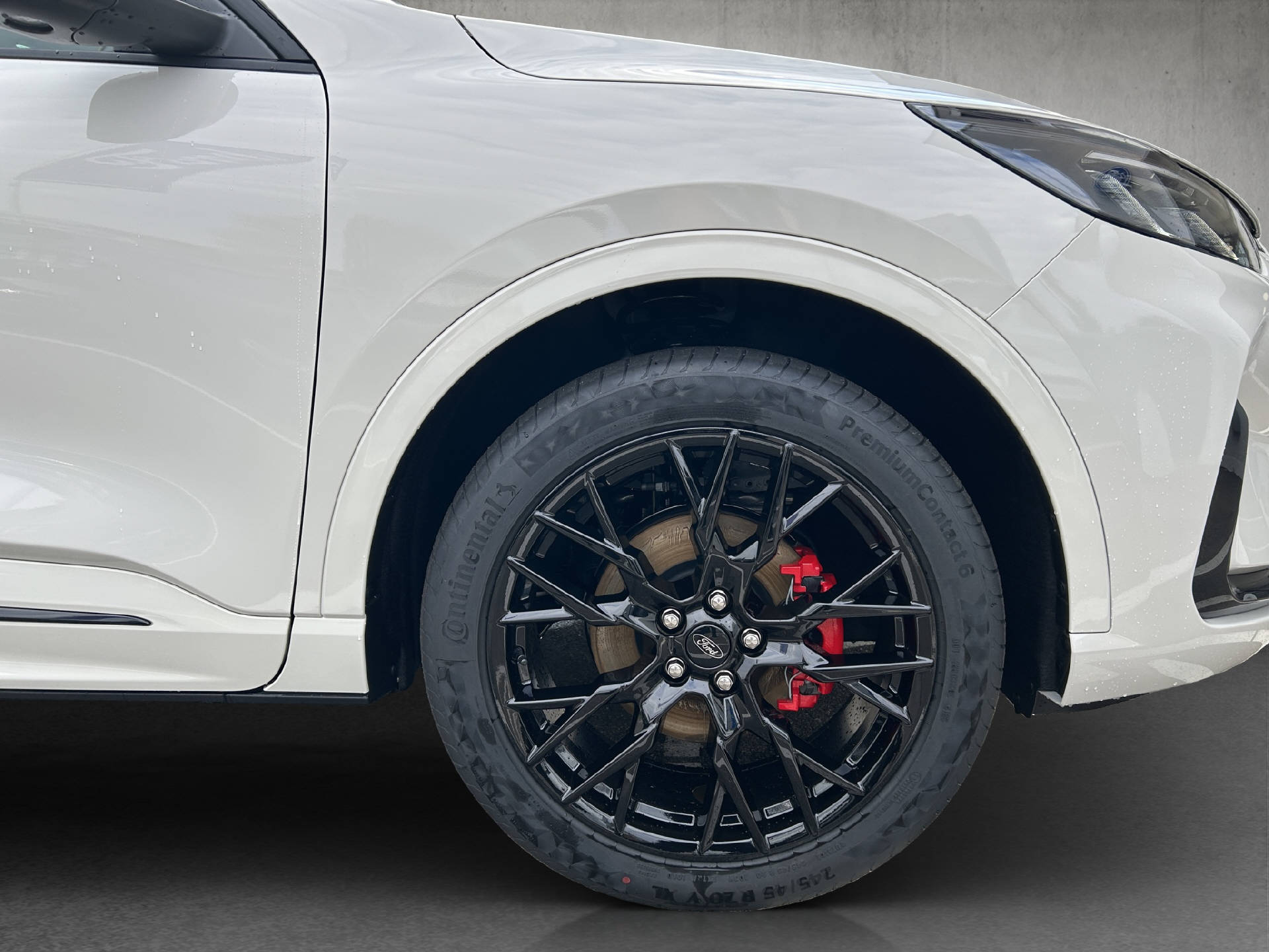 FORD Kuga 2.5 Hybrid Sound Edition 4x4-image-25