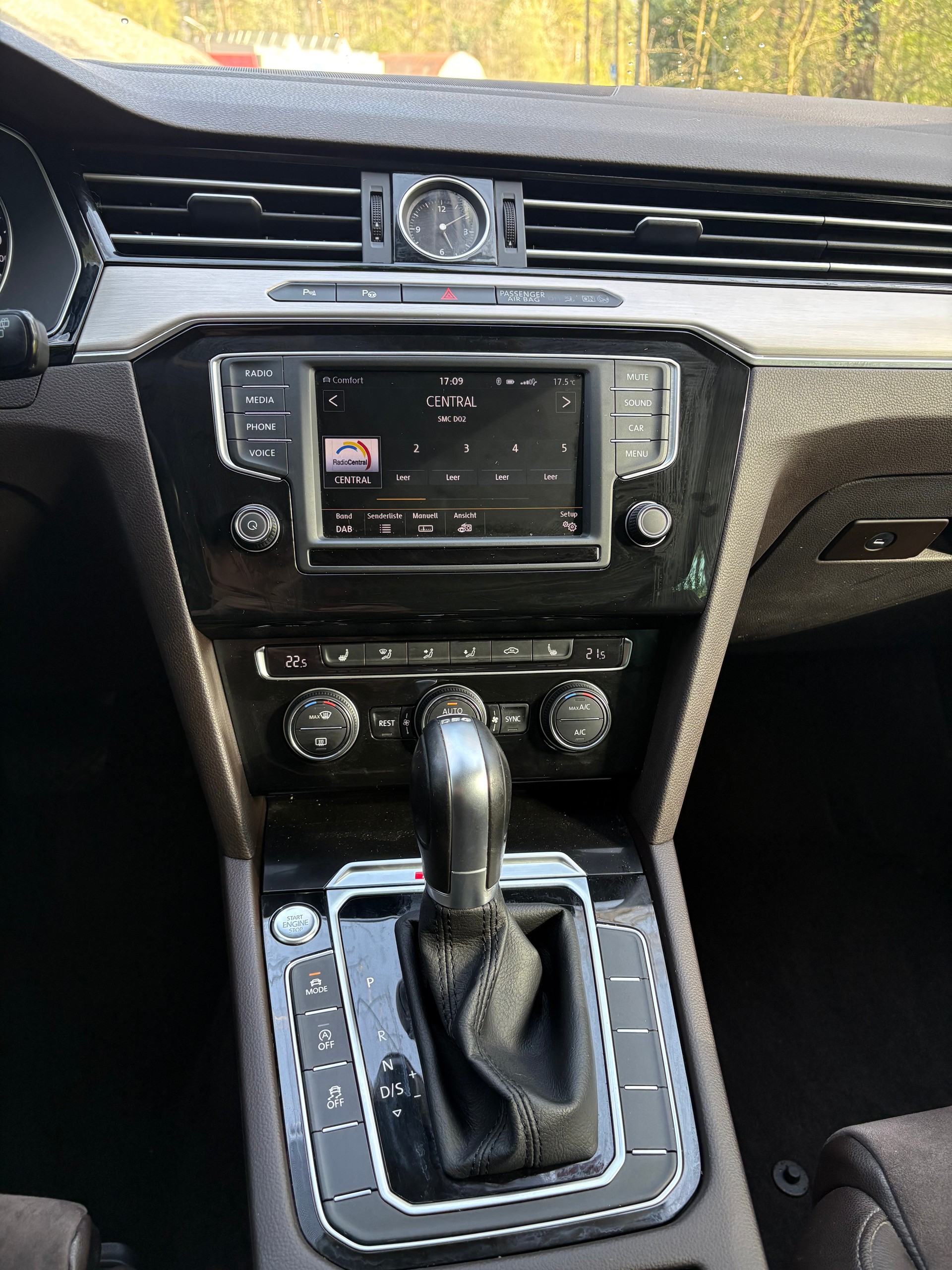 VW Passat Variant 2.0 TSI BMT Highline 4Motion DSG-image-9