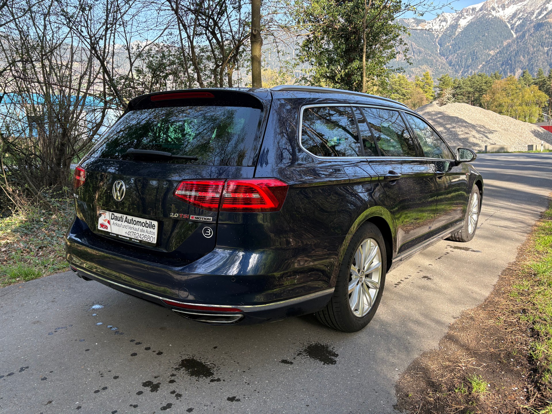 VW Passat Variant 2.0 TSI BMT Highline 4Motion DSG-image-2