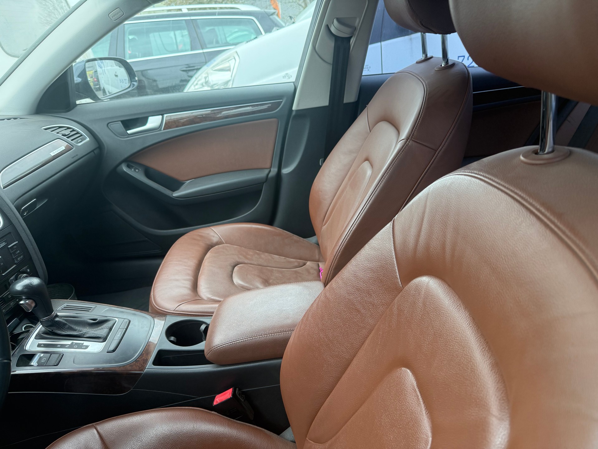 AUDI A4 Avant 3.0 TDI quattro S-tronic-image-5