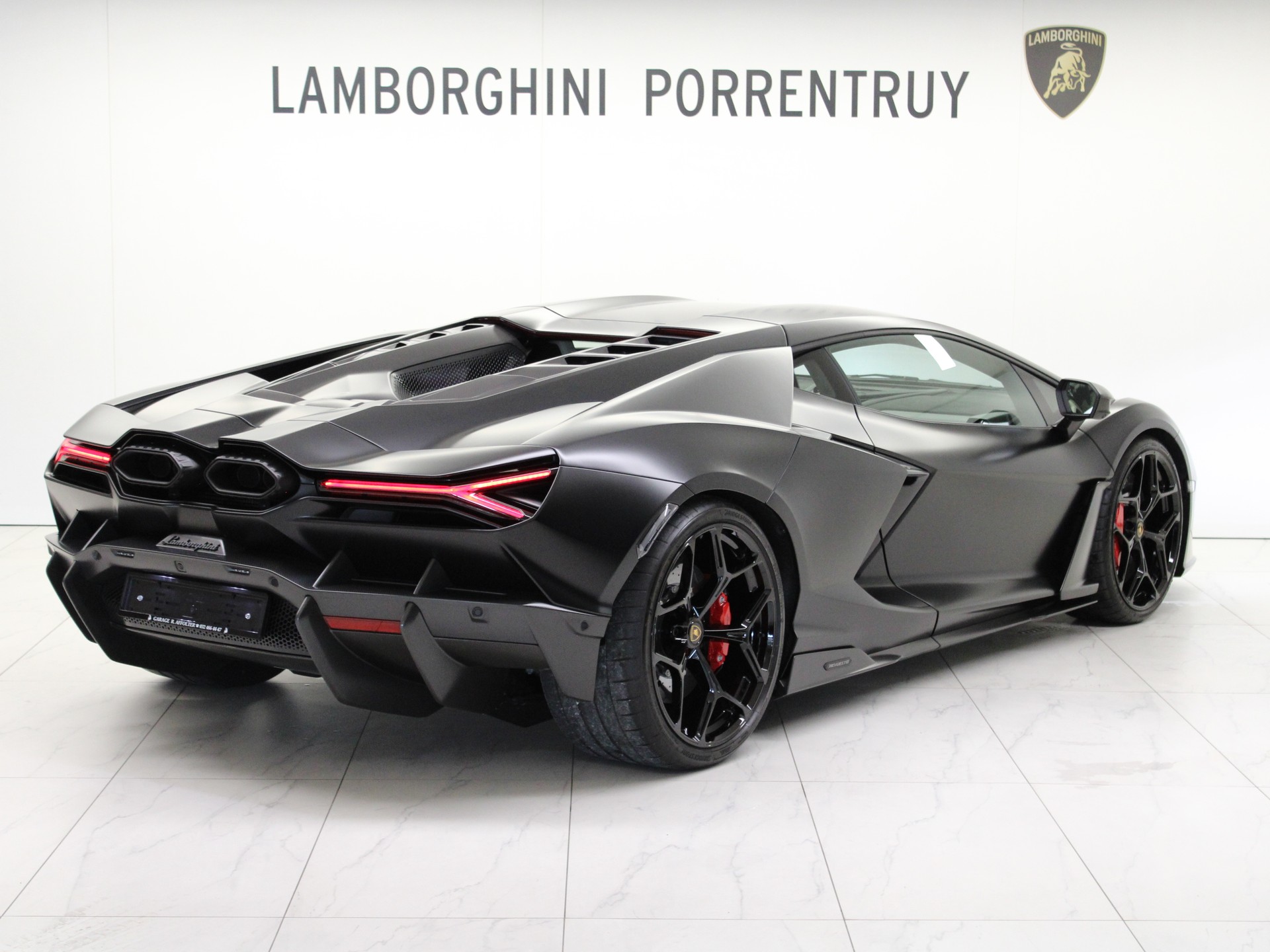 LAMBORGHINI Revuelto HPEV-image-2