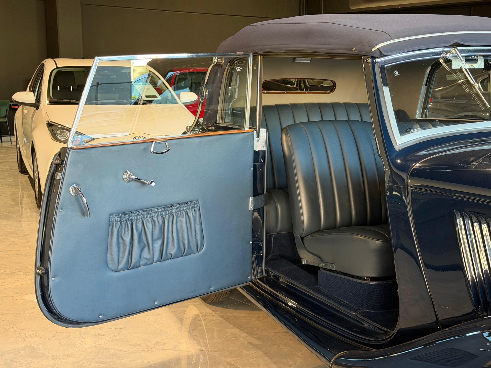 MERCEDES-BENZ 170 V Cabrio-image-10