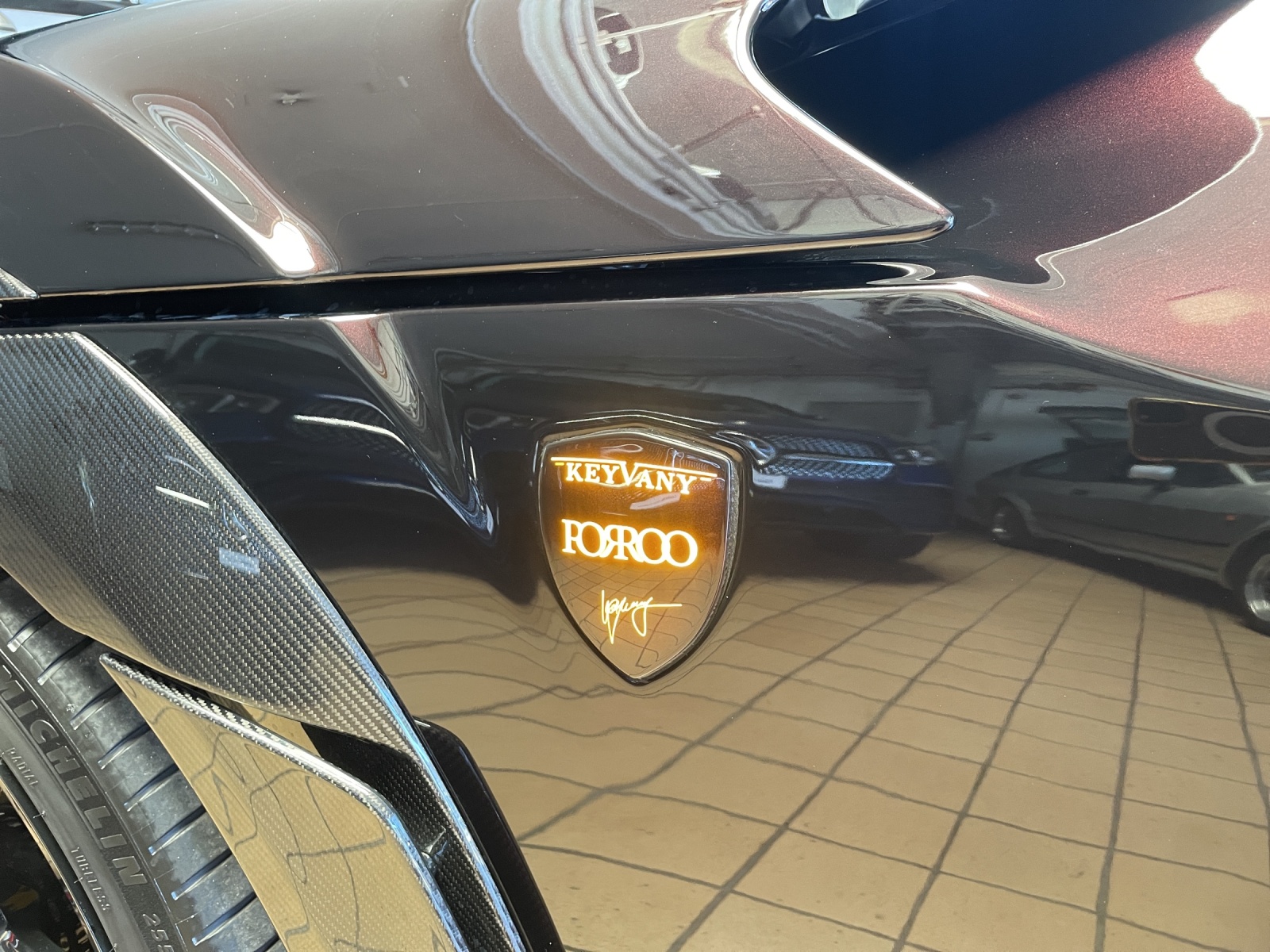FERRARI Purosangue 6.5 V12 KEYVANY PORROO-image-21