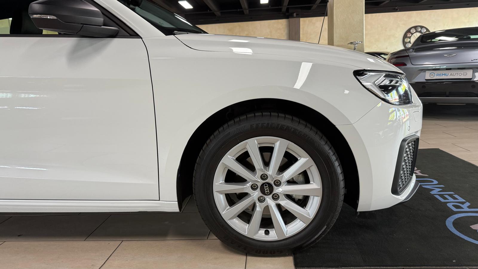 AUDI A1 Sportback 30 TFSI S-tronic-image-1