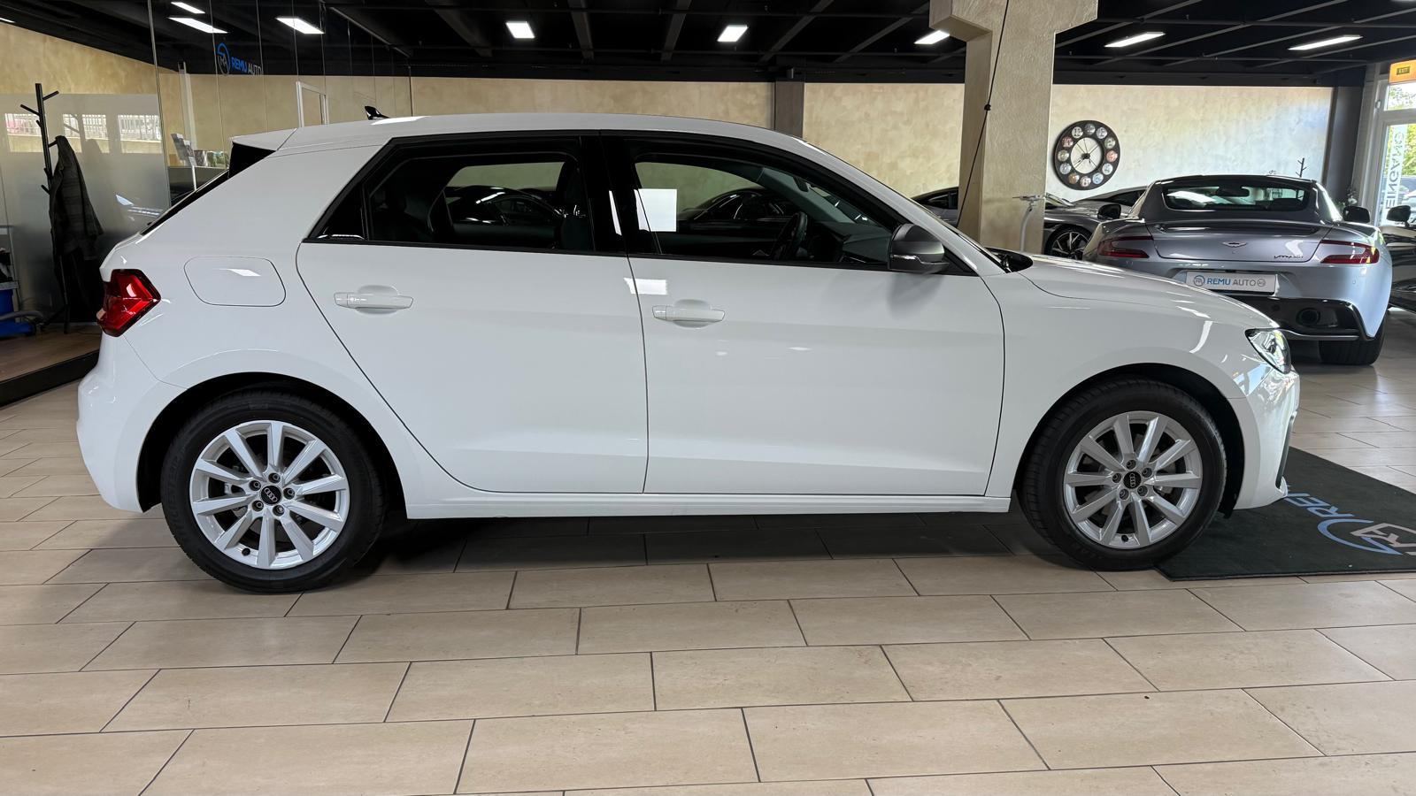 AUDI A1 Sportback 30 TFSI S-tronic-image-6