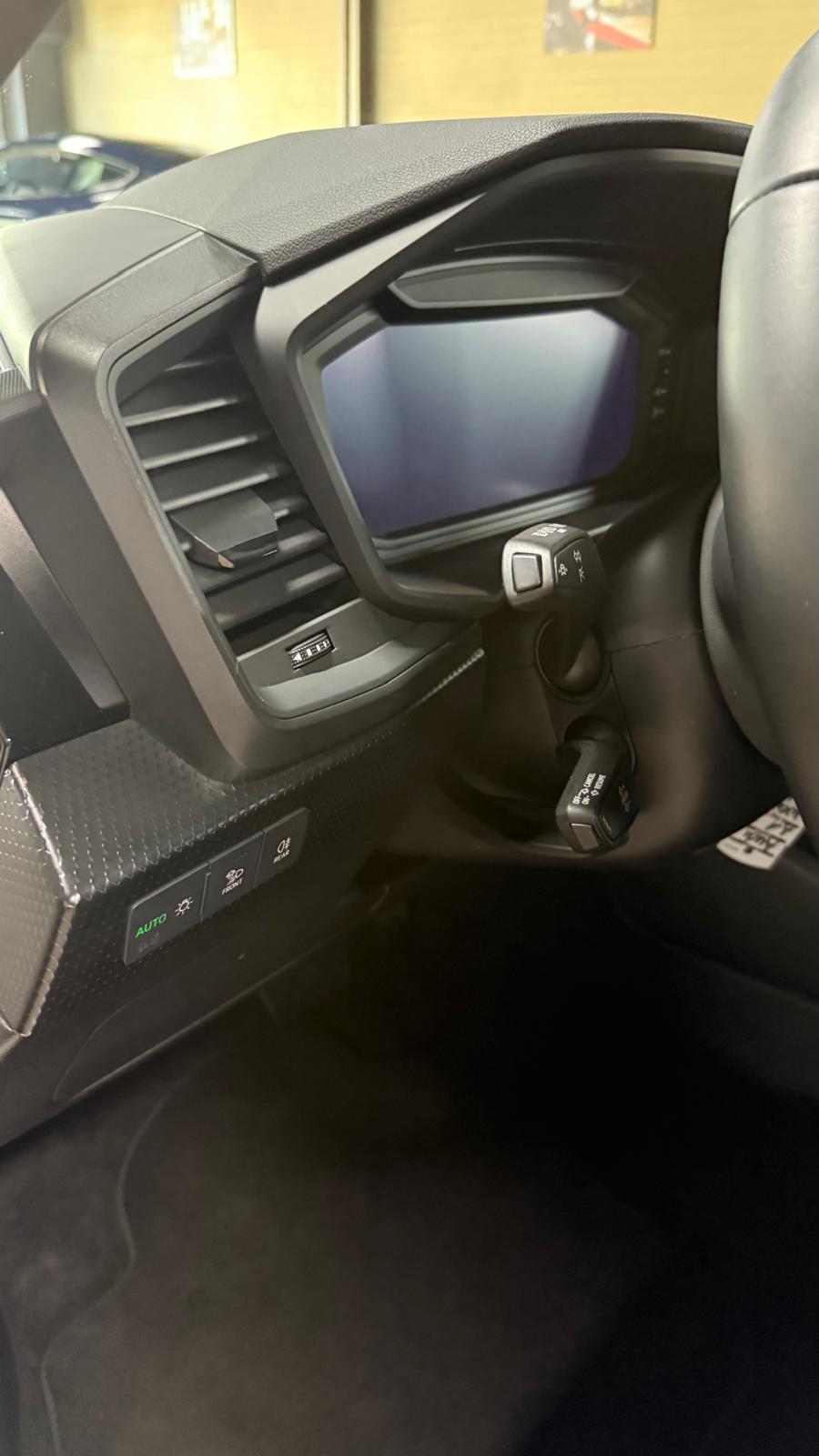 AUDI A1 Sportback 30 TFSI S-tronic-image-18