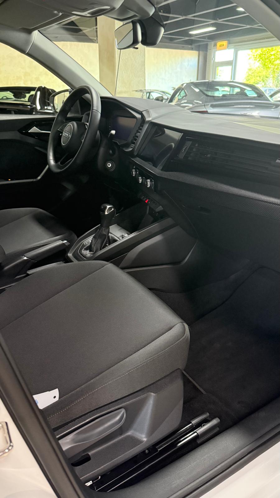AUDI A1 Sportback 30 TFSI S-tronic-image-23