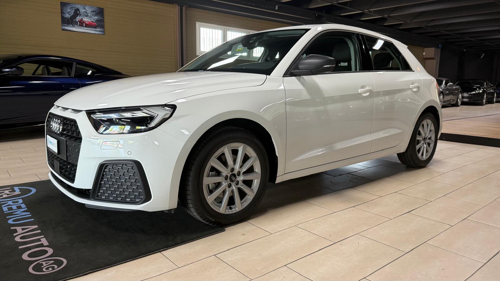AUDI A1 Sportback 30 TFSI S-tronic-image-9