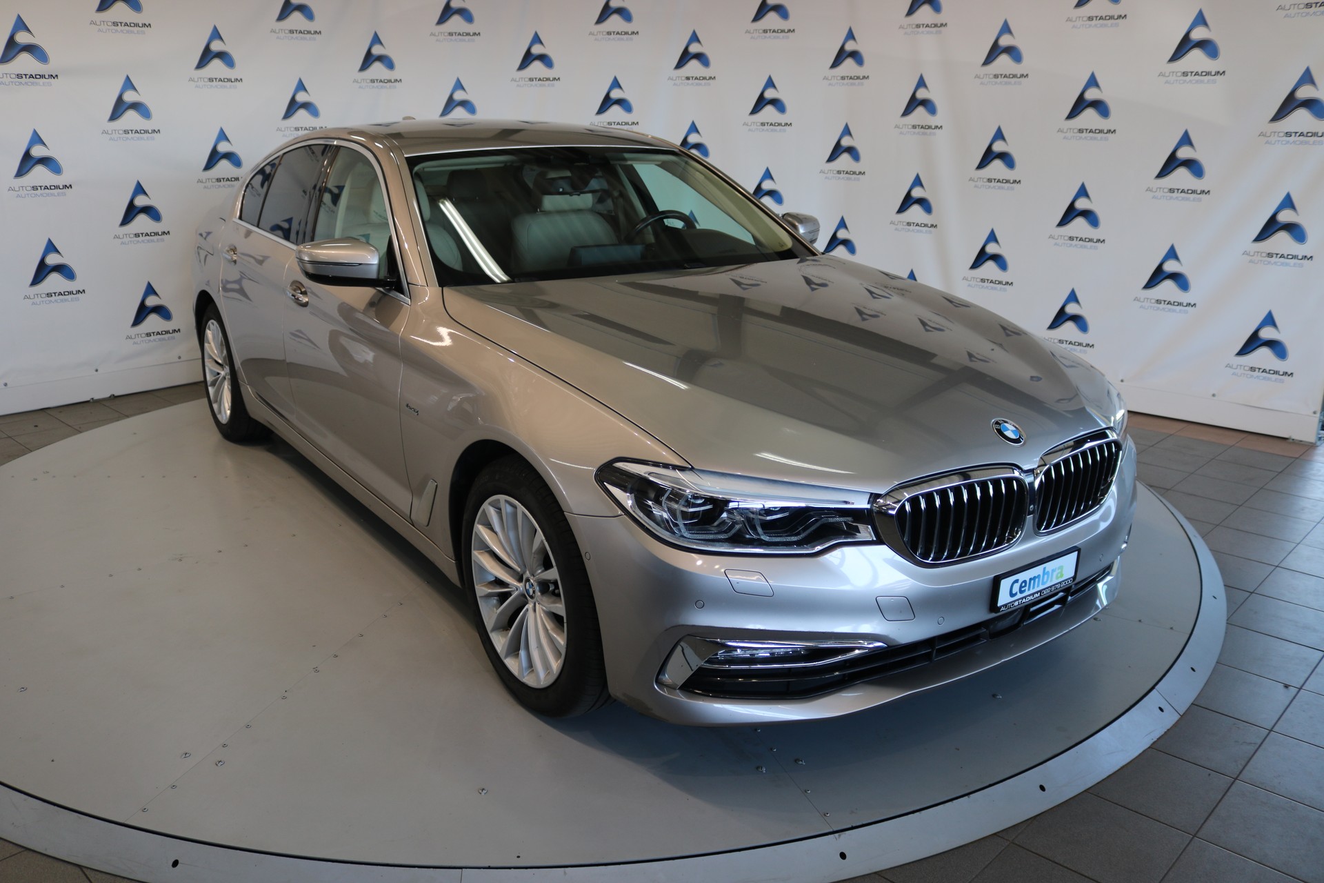 BMW 530i xDrive Luxury Line Steptronic-image-35
