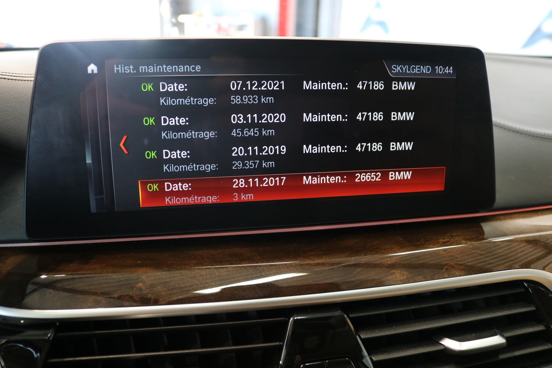BMW 530i xDrive Luxury Line Steptronic-image-55