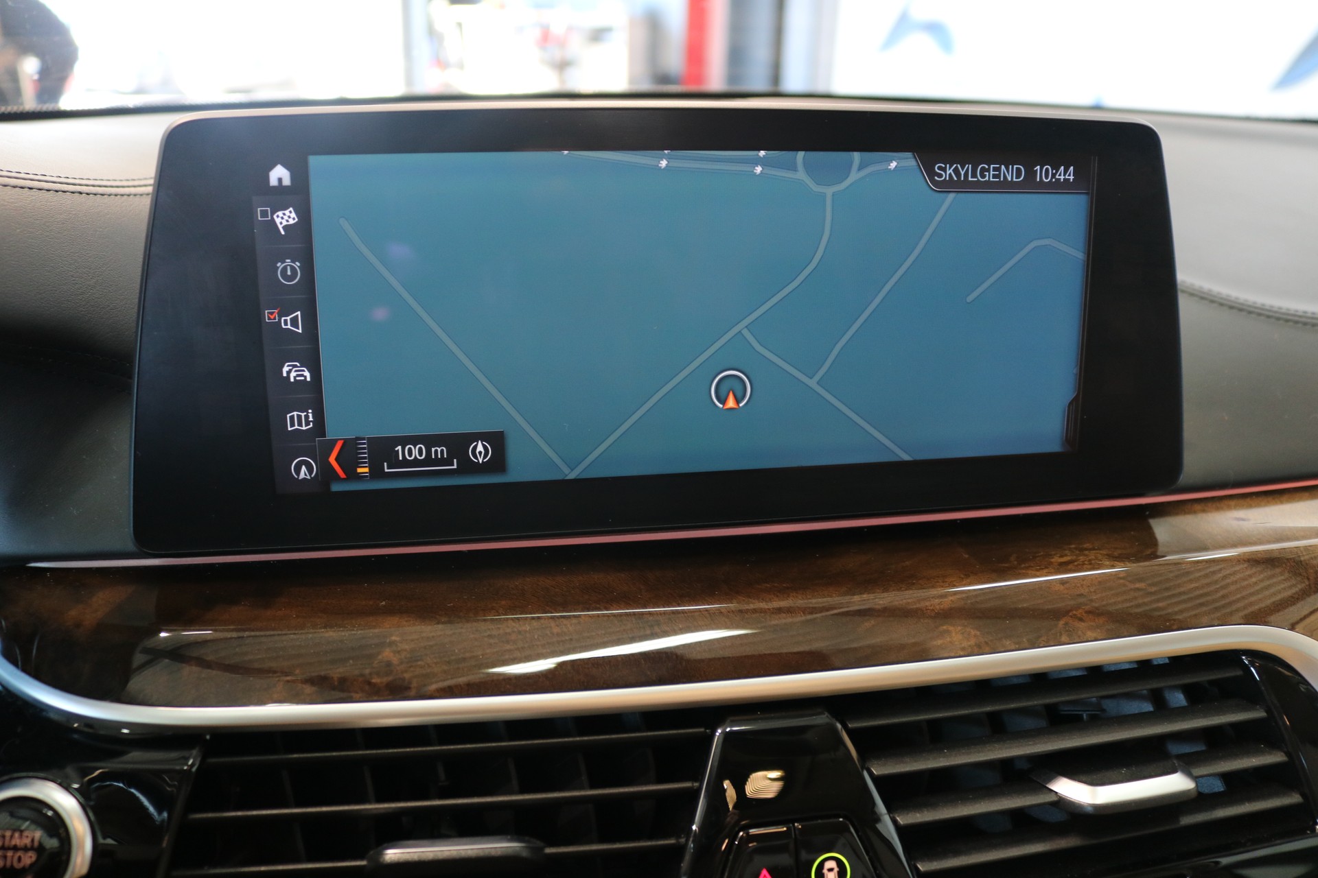 BMW 530i xDrive Luxury Line Steptronic-image-54