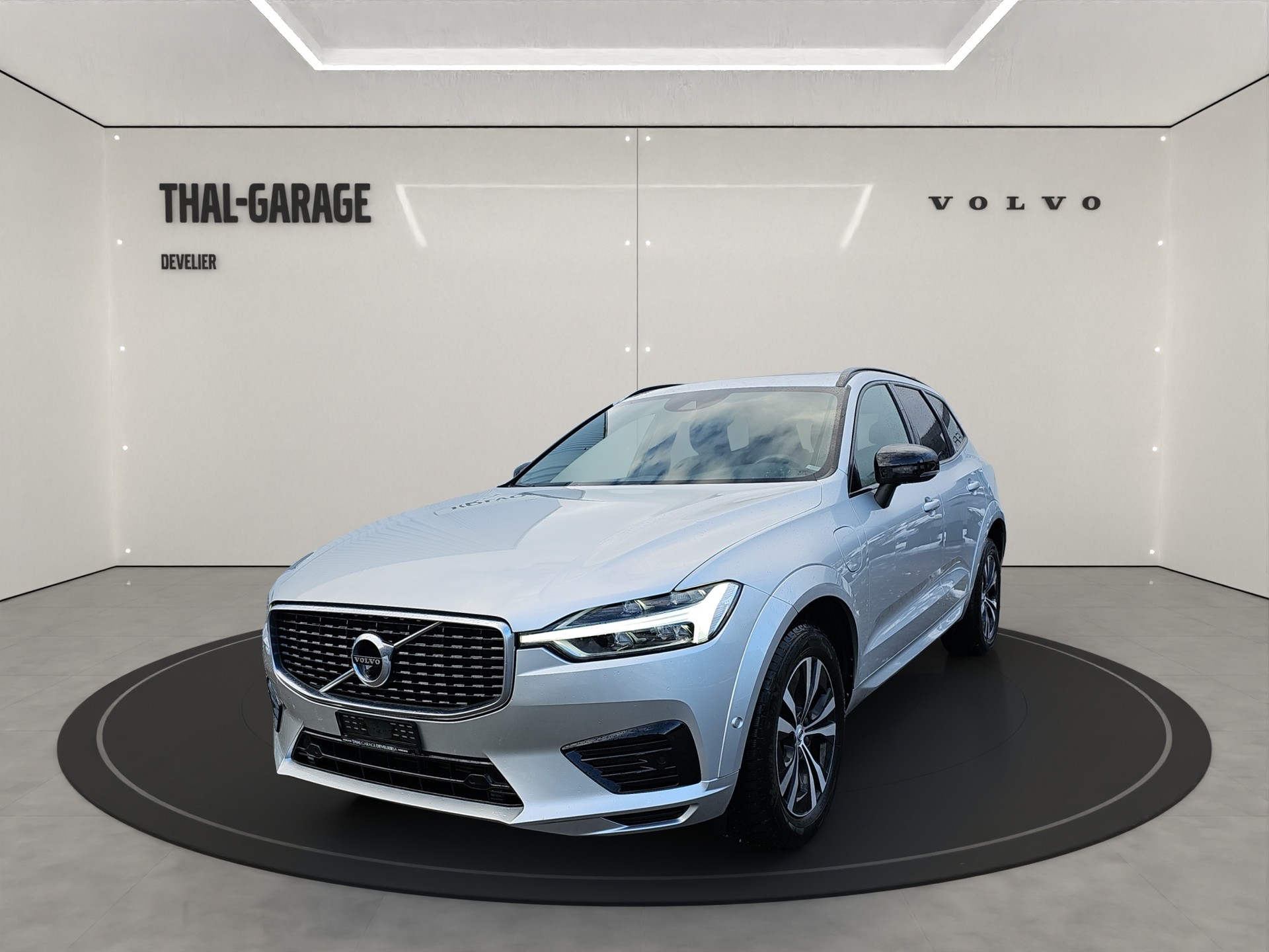VOLVO XC60 2.0 T8 TE R-Design eAWD-image-0